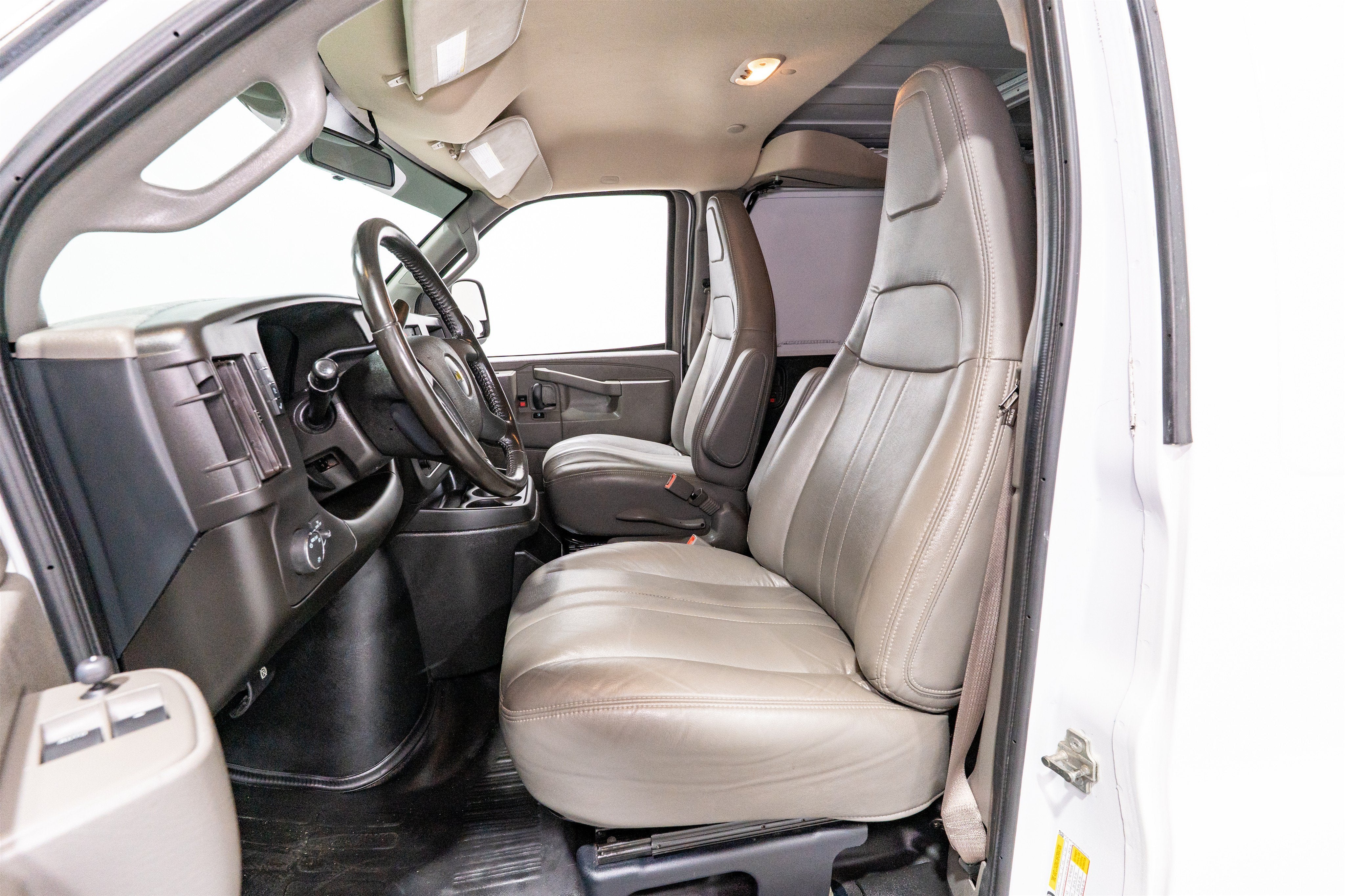 2023 Chevrolet Express Cargo Van Base