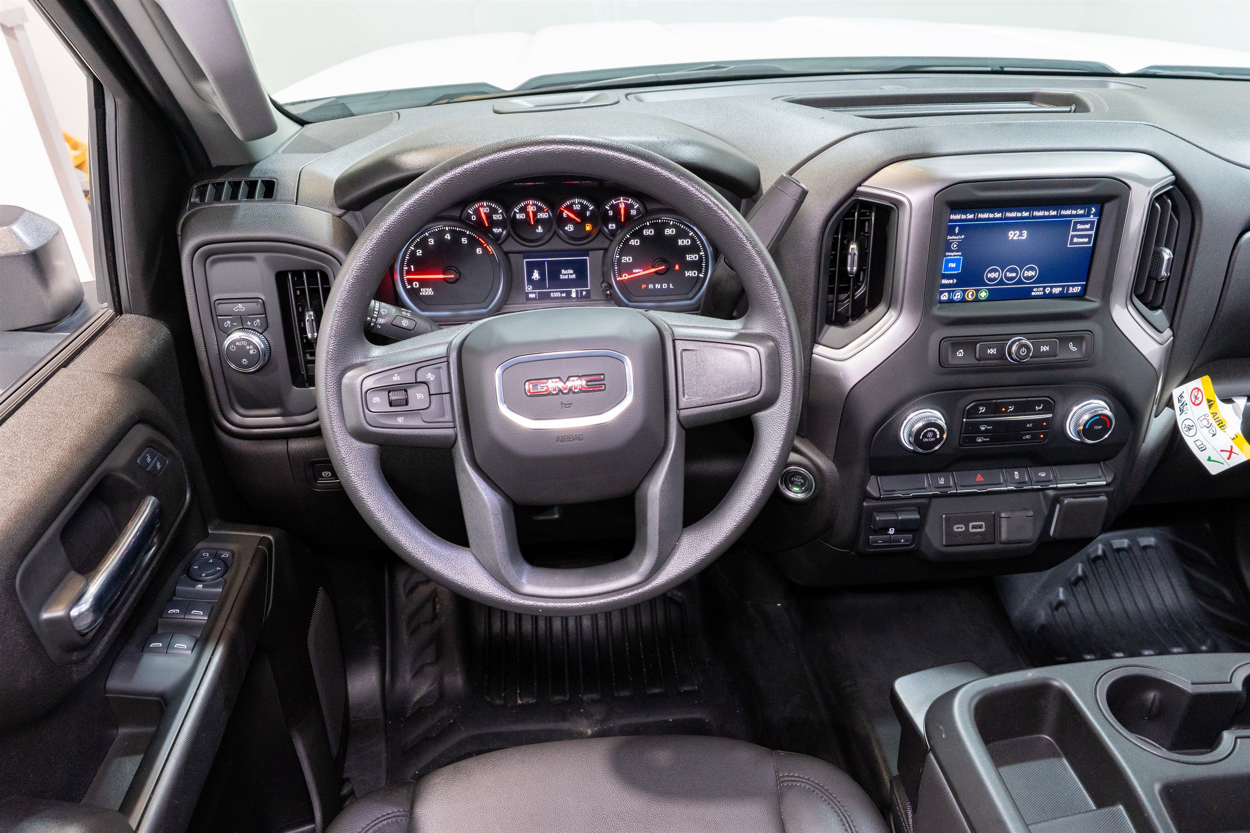 2024 GMC Sierra 2500HD Pro