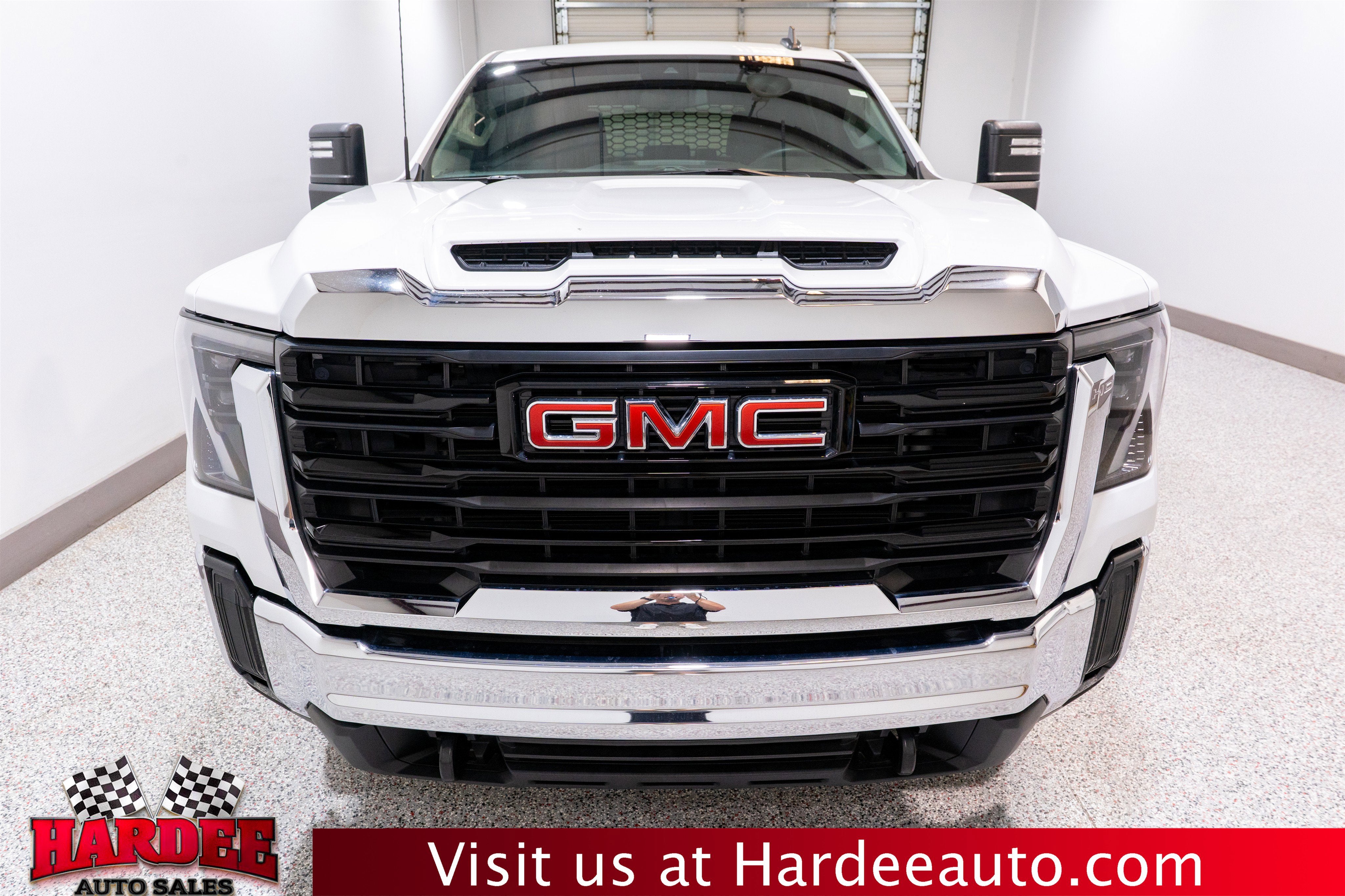 2024 GMC Sierra 2500HD Pro