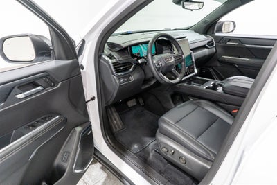 2026 GMC Acadia FWD Elevation