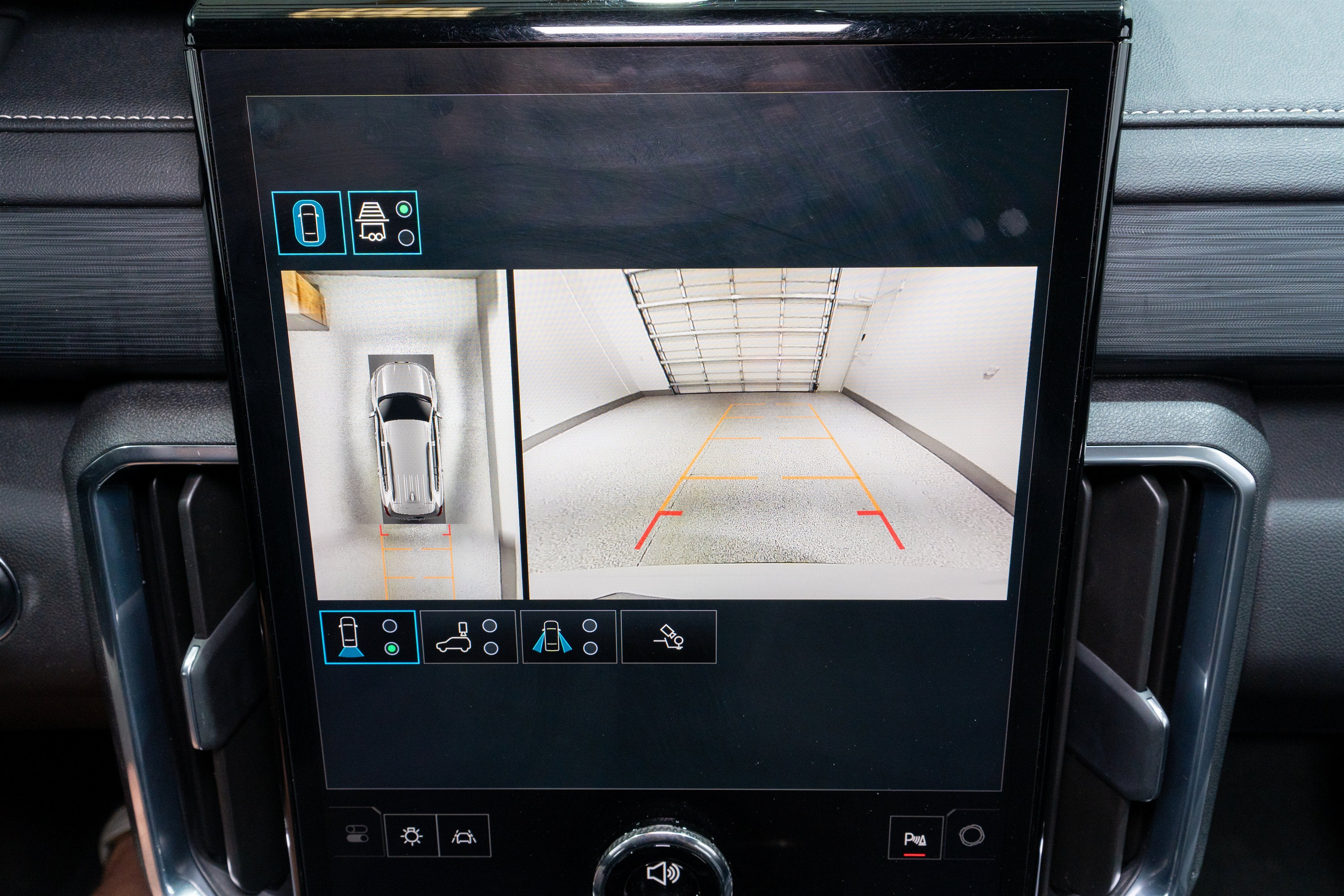 2026 GMC Acadia FWD Elevation