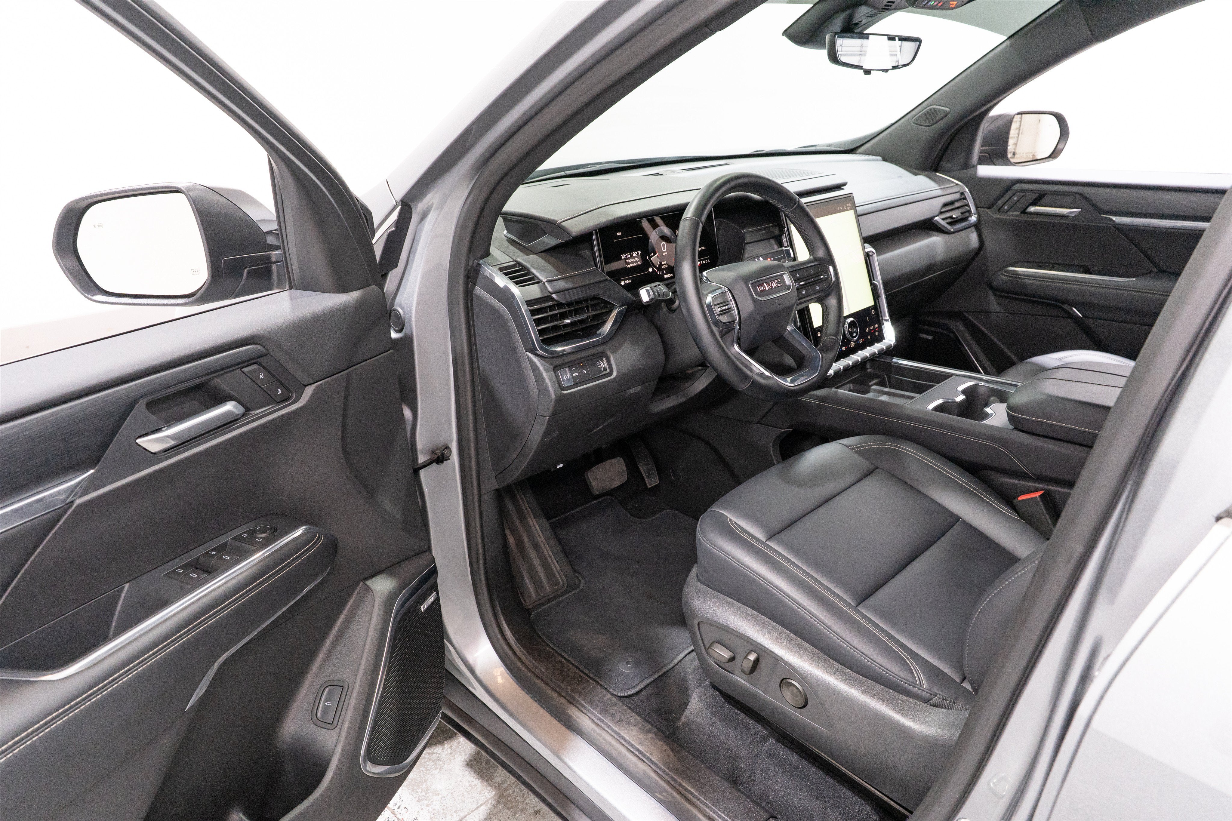 2026 GMC Acadia FWD Elevation