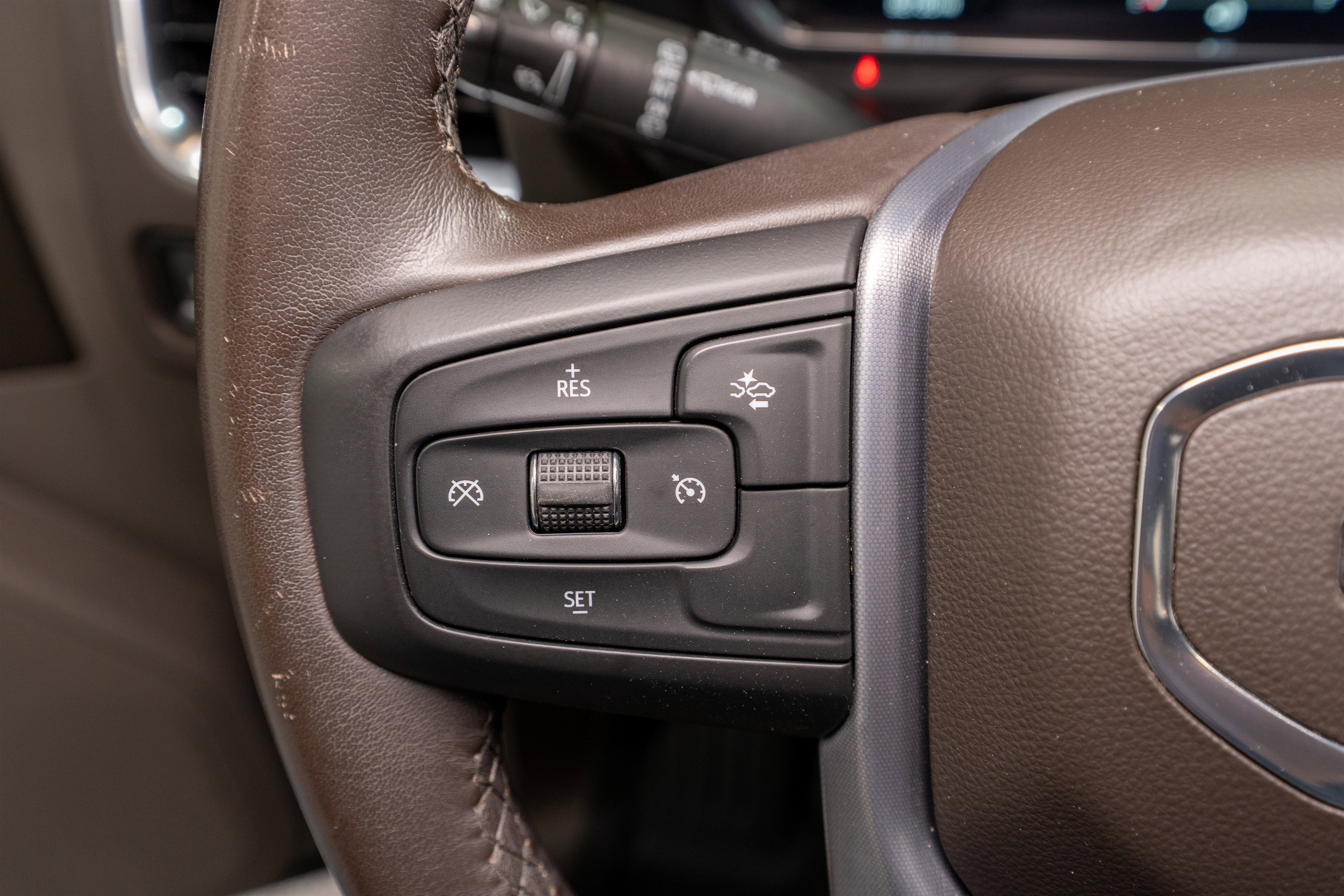 2022 GMC Yukon SLE