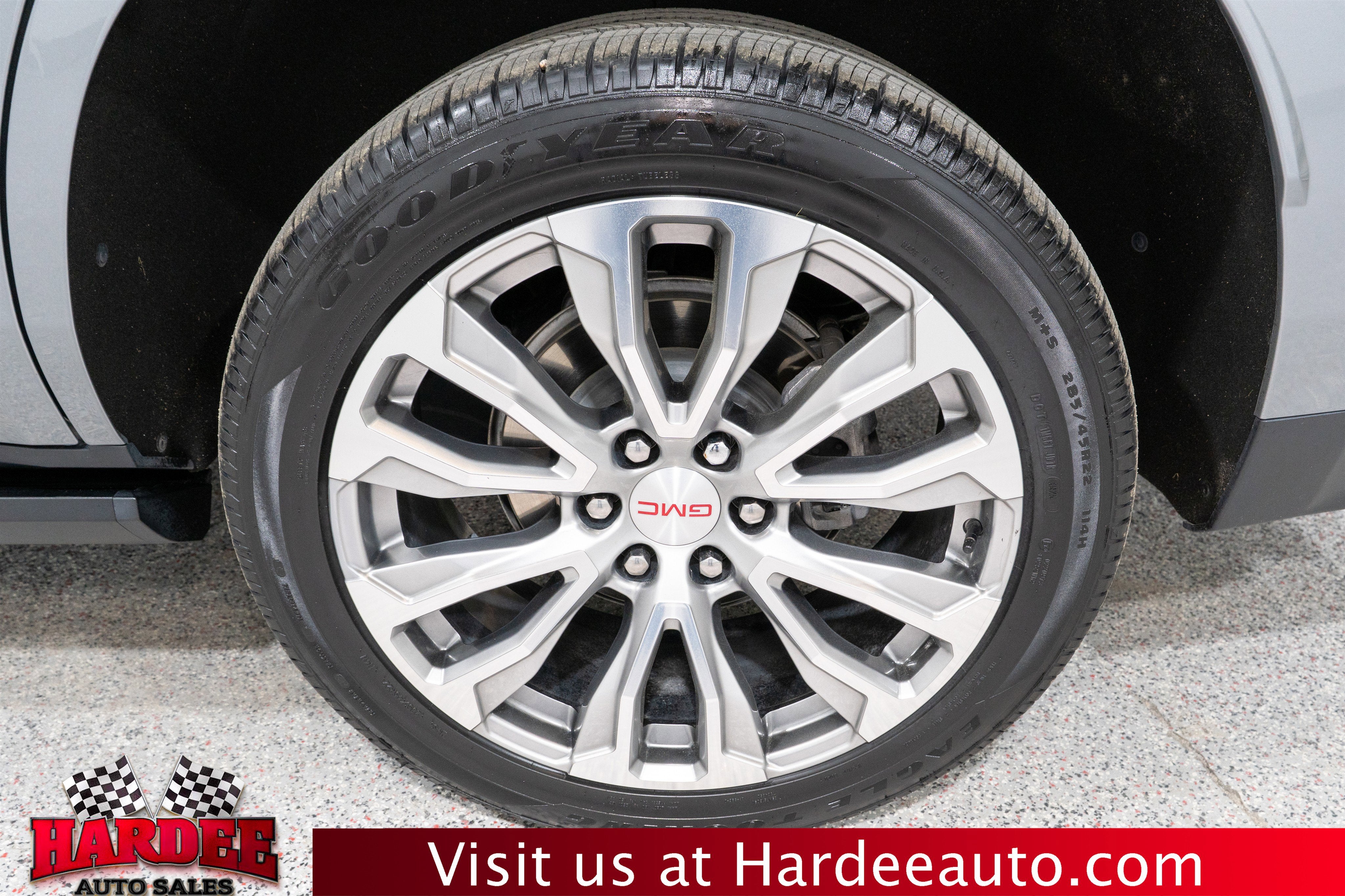 2023 GMC Yukon Denali