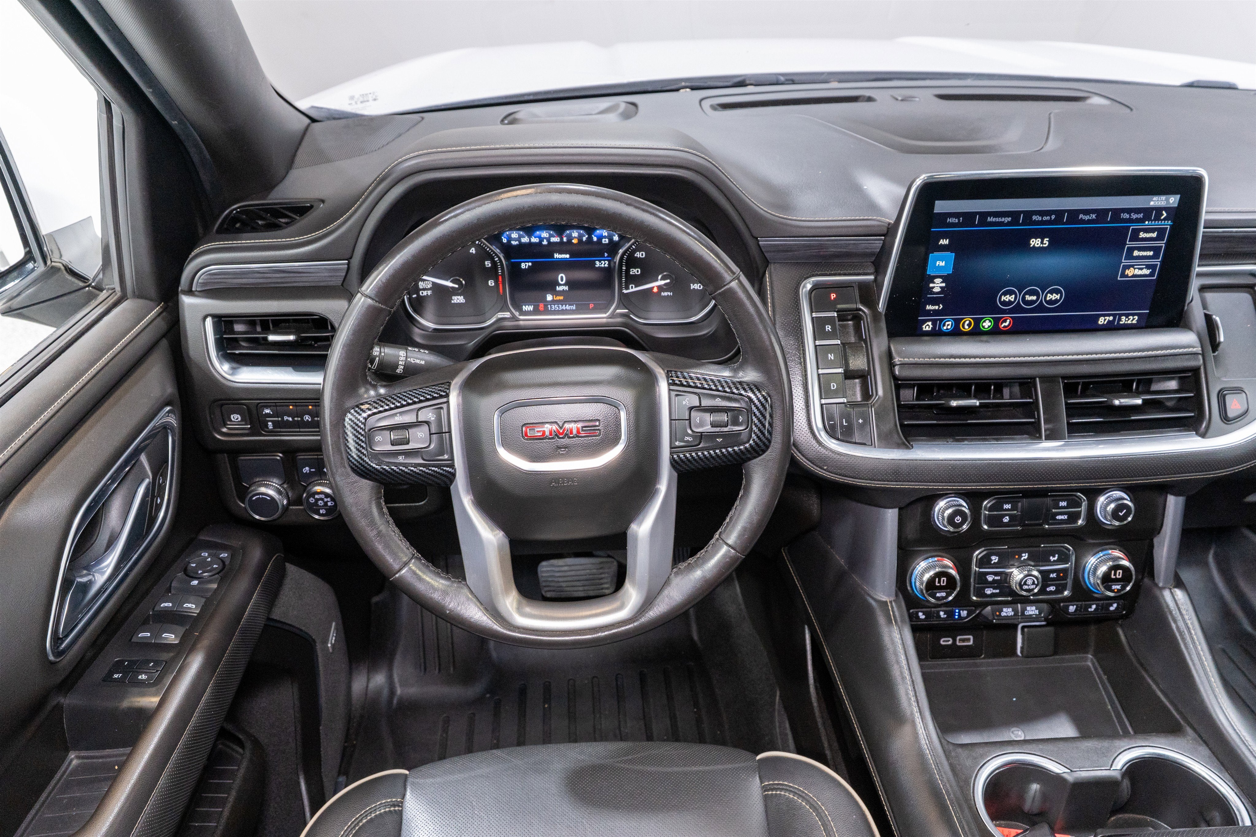 2021 GMC Yukon XL SLT