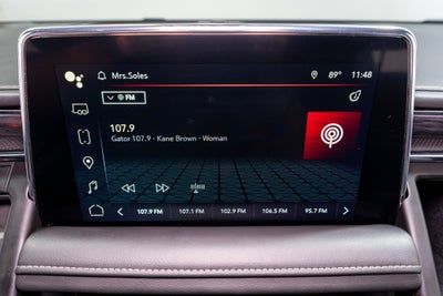 2022 GMC Yukon SLT