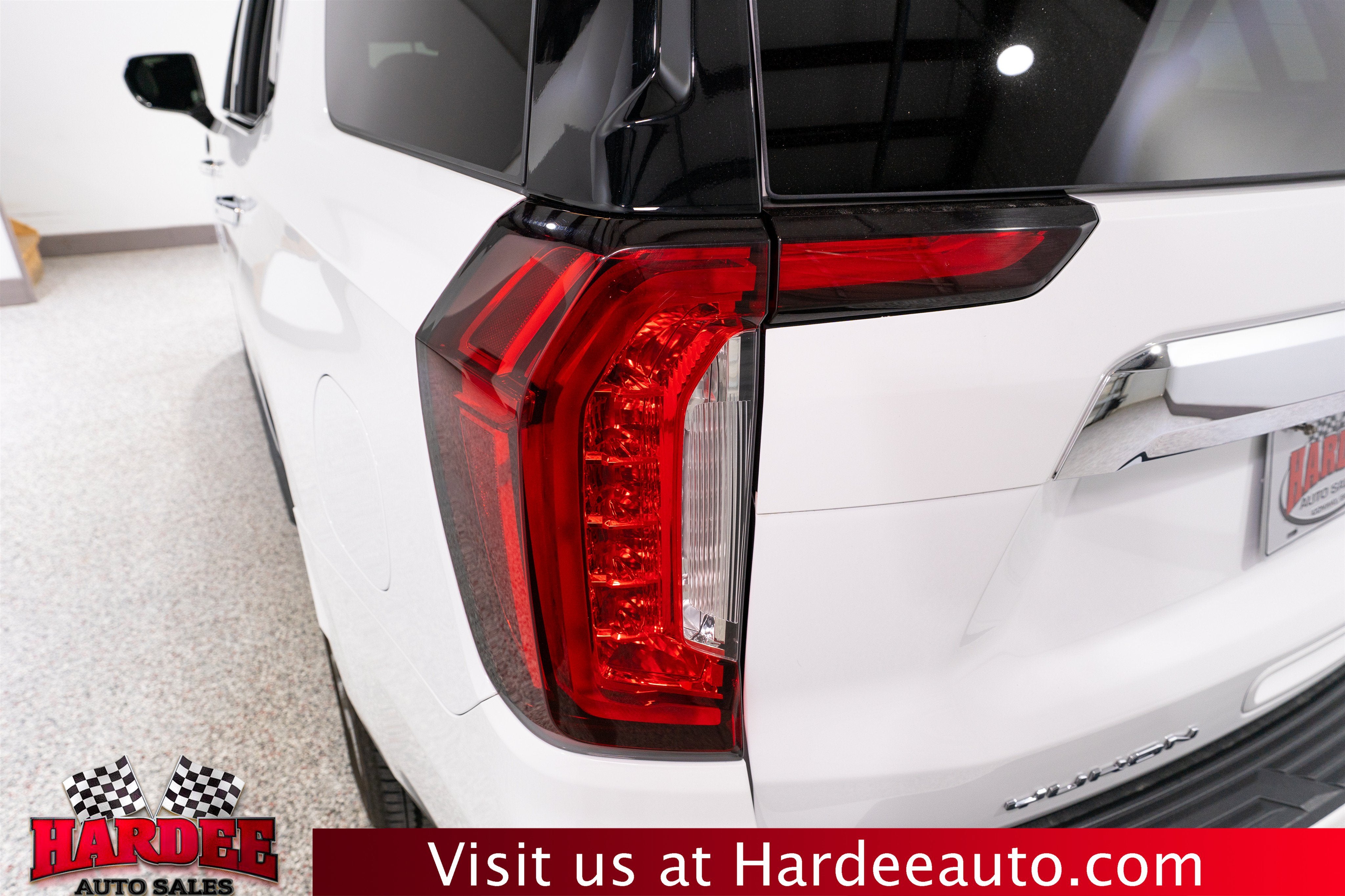 2022 GMC Yukon SLT