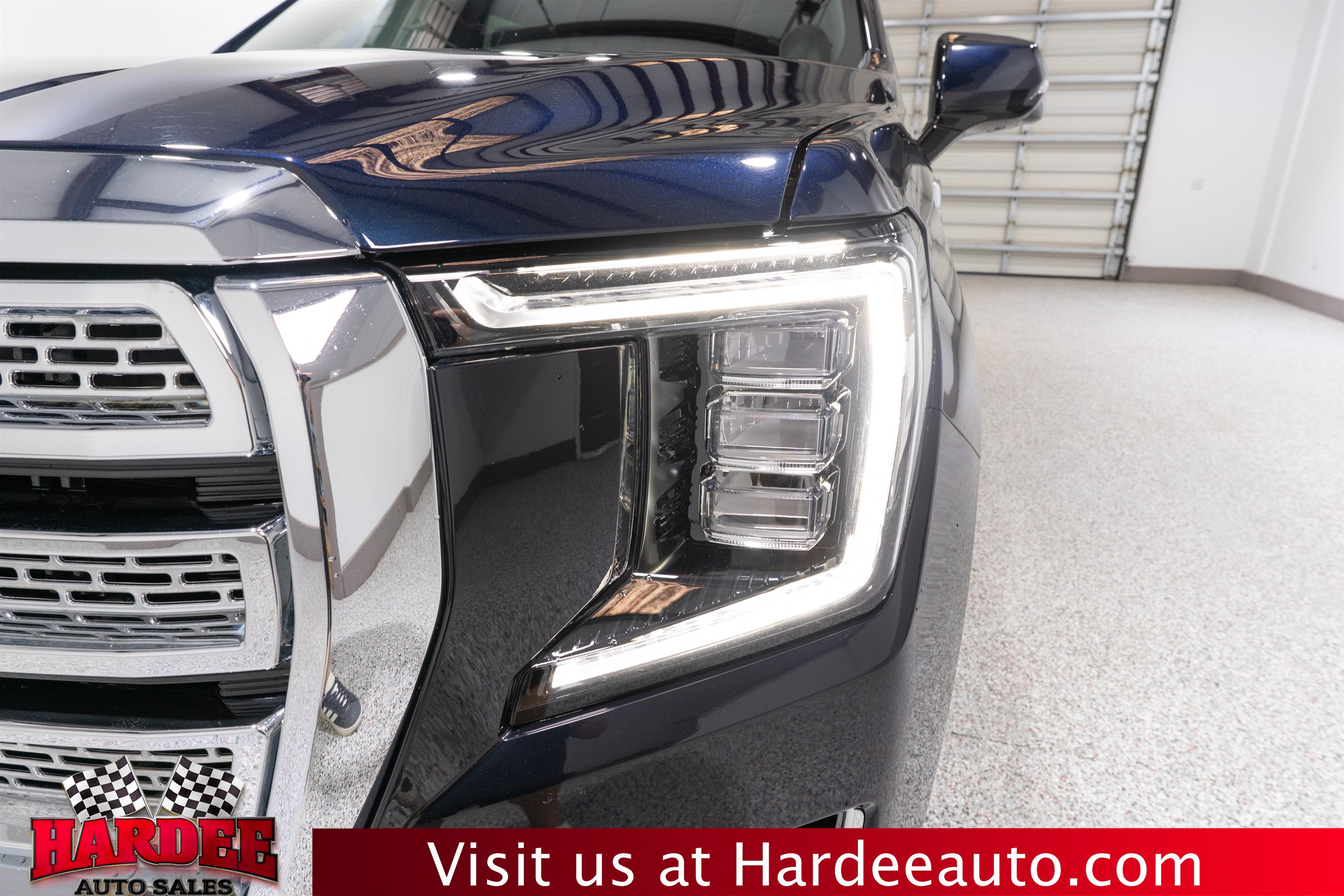 2024 GMC Yukon SLT