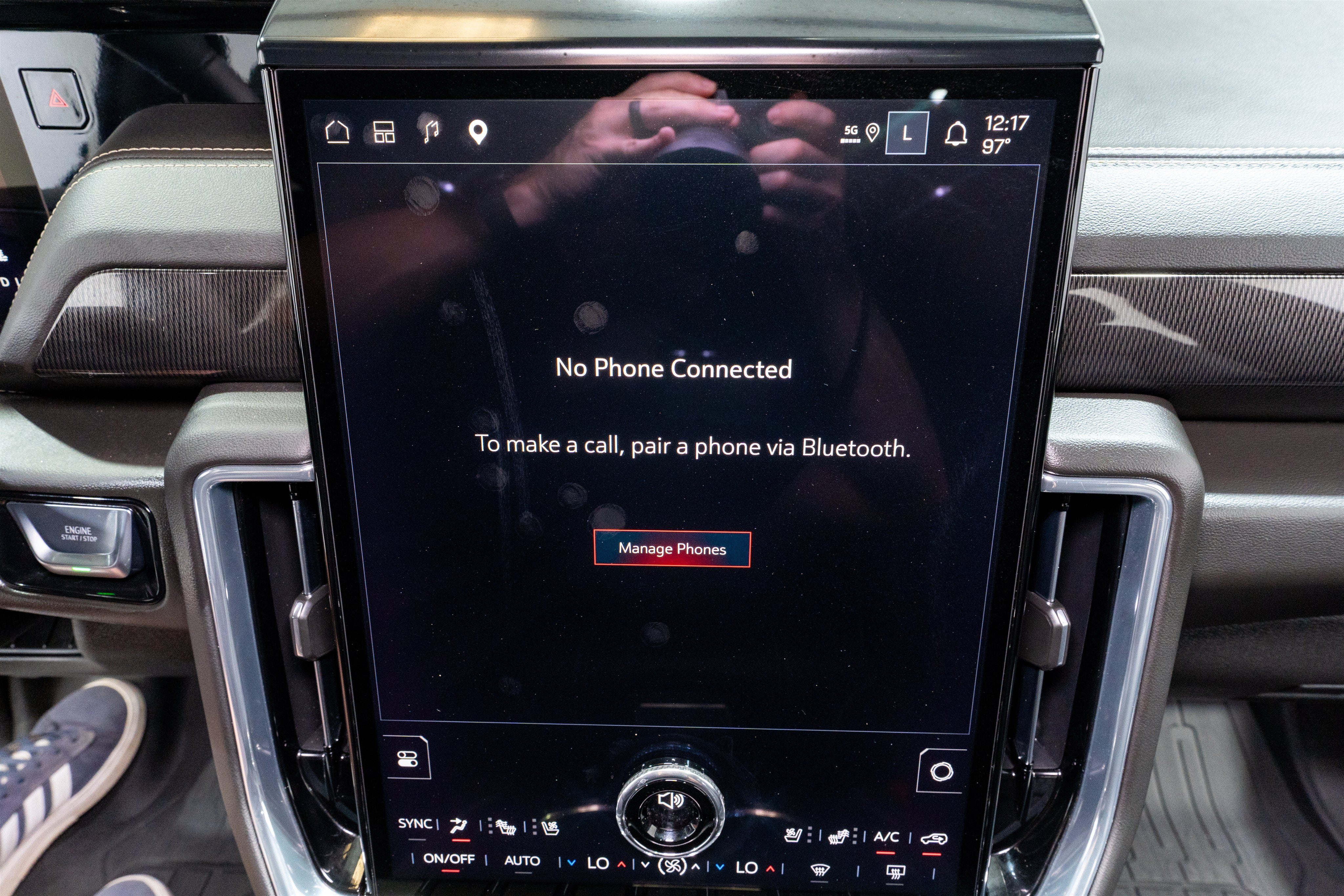 2025 GMC Yukon Elevation