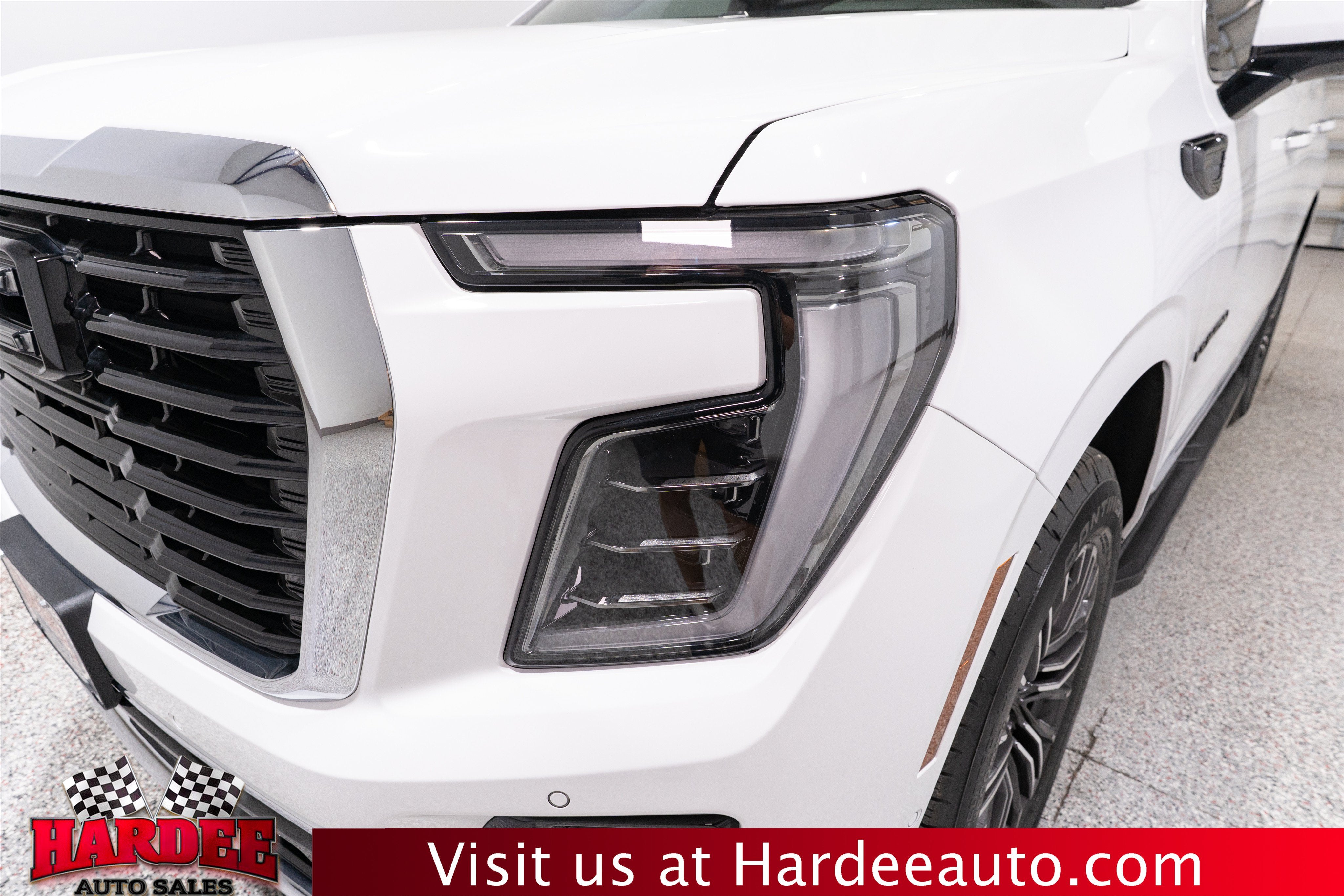 2025 GMC Yukon Elevation