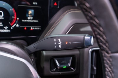 2025 GMC Yukon Elevation