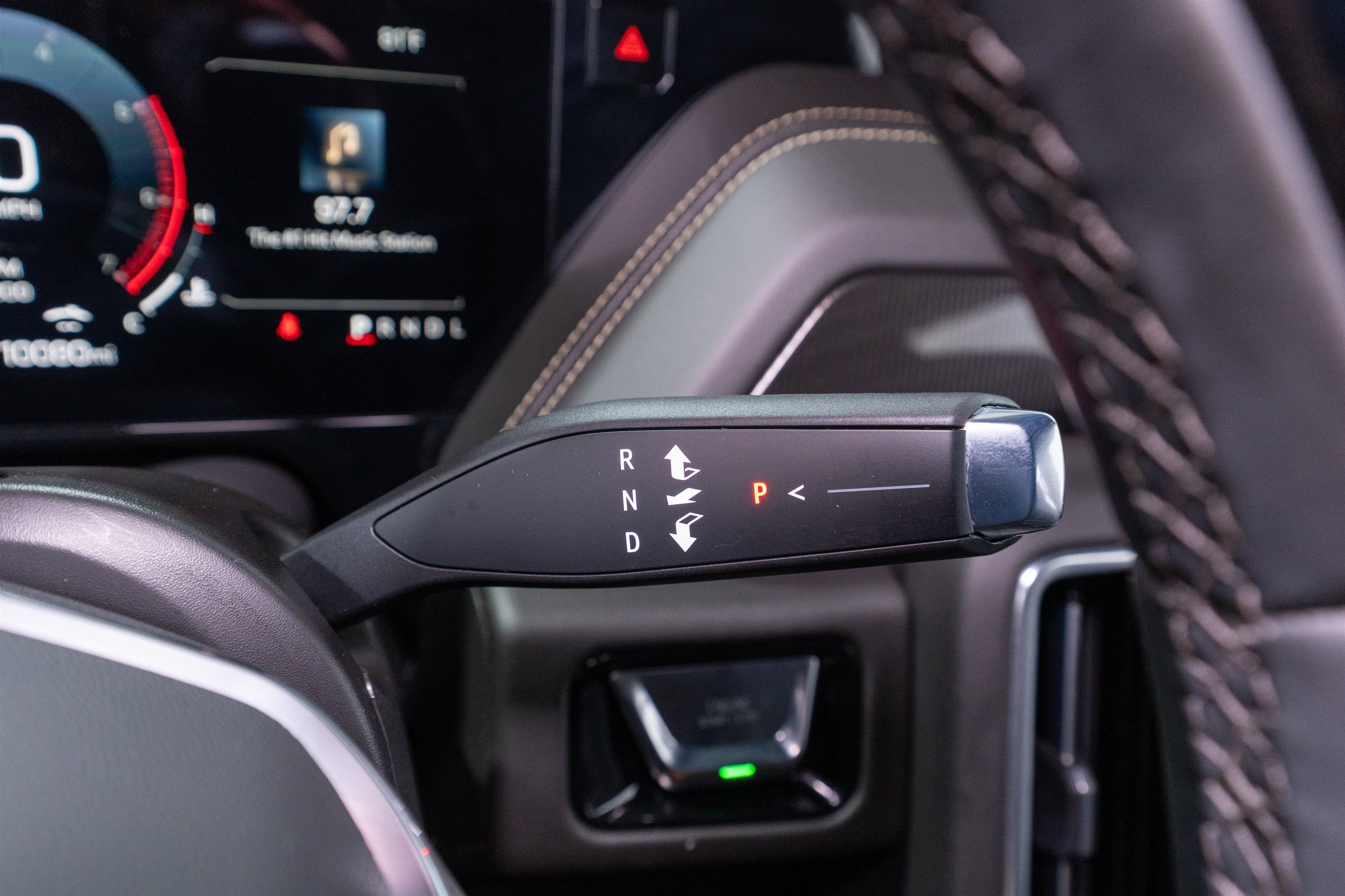 2025 GMC Yukon Elevation