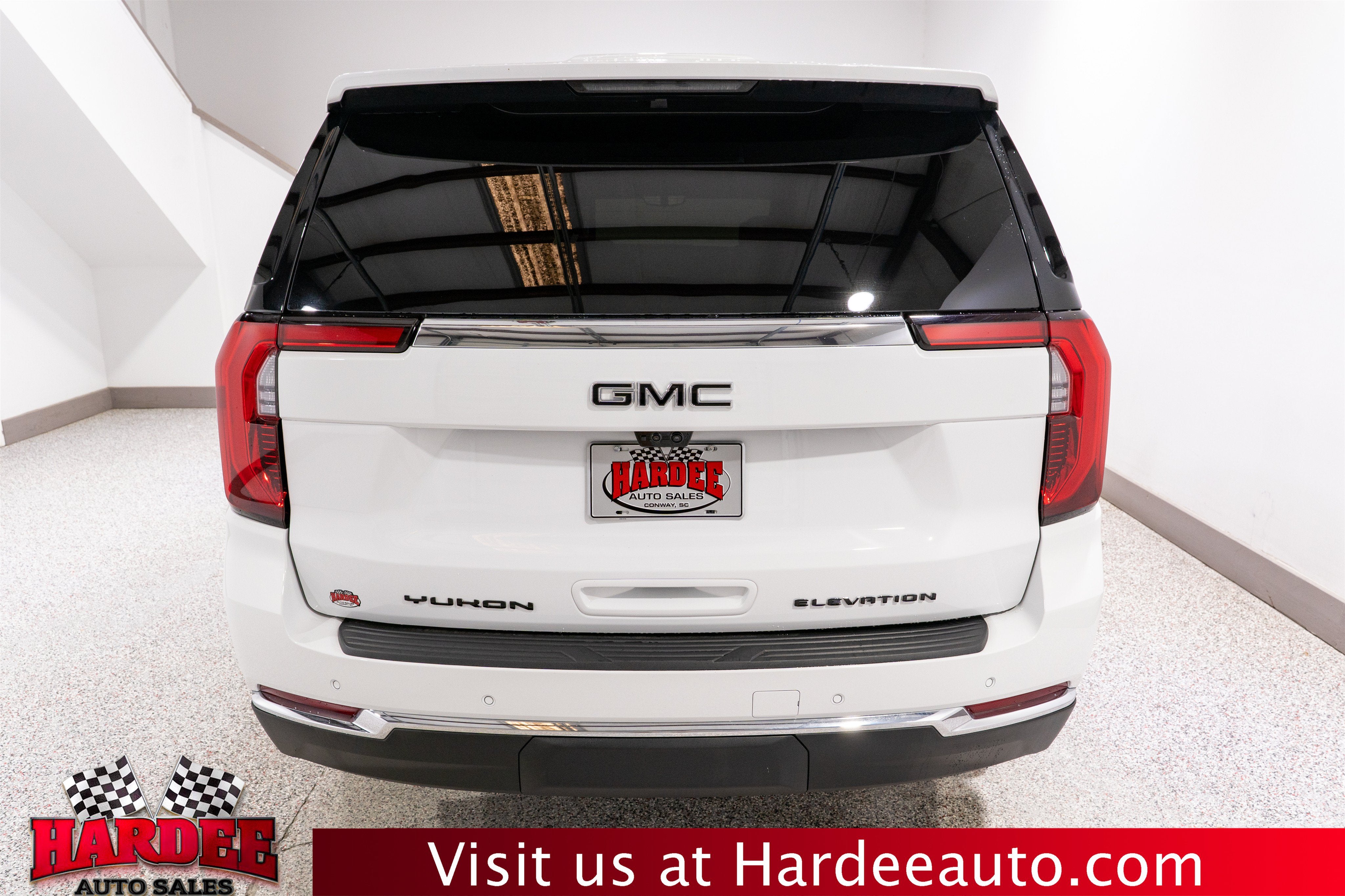 2025 GMC Yukon Elevation