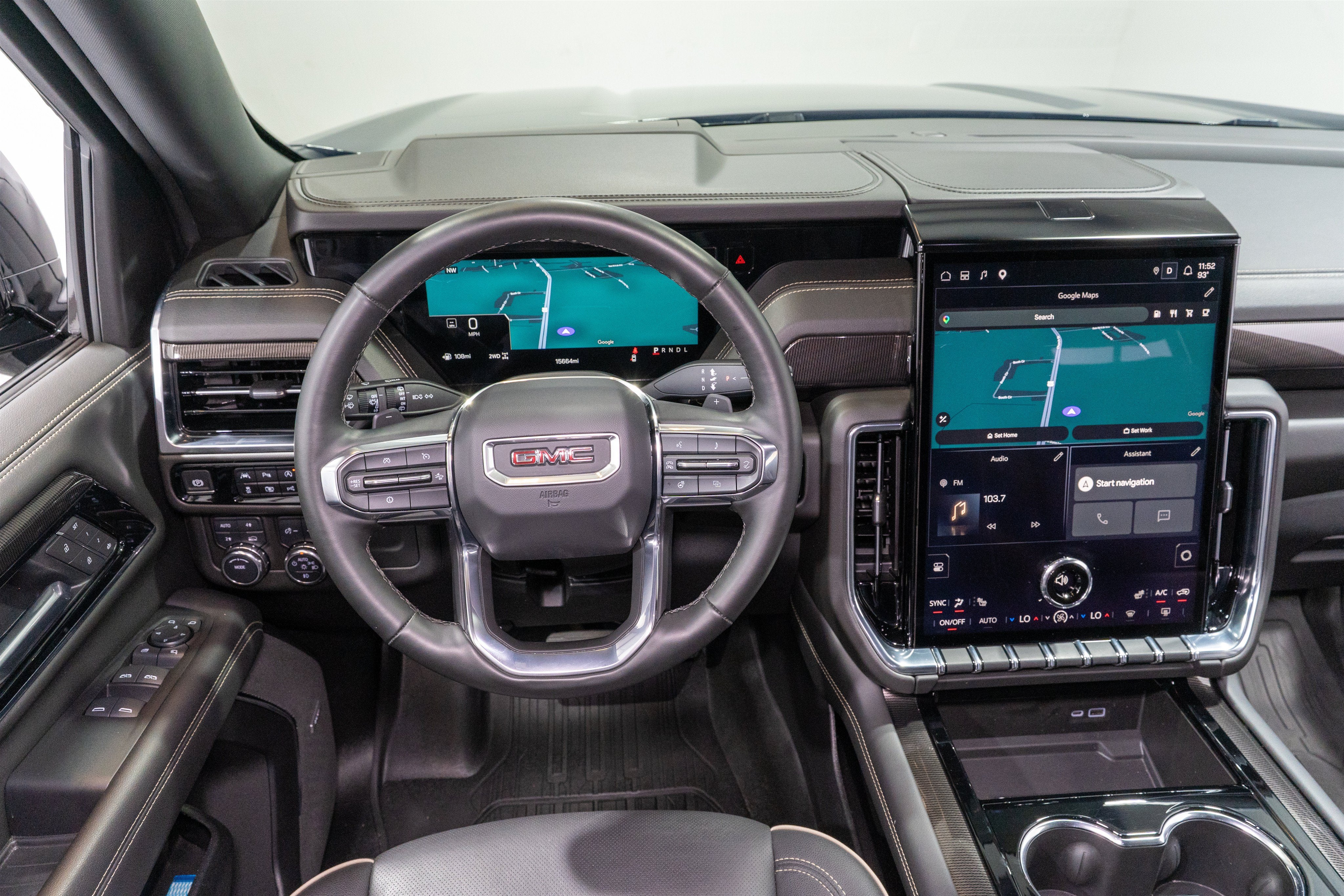 2025 GMC Yukon Elevation