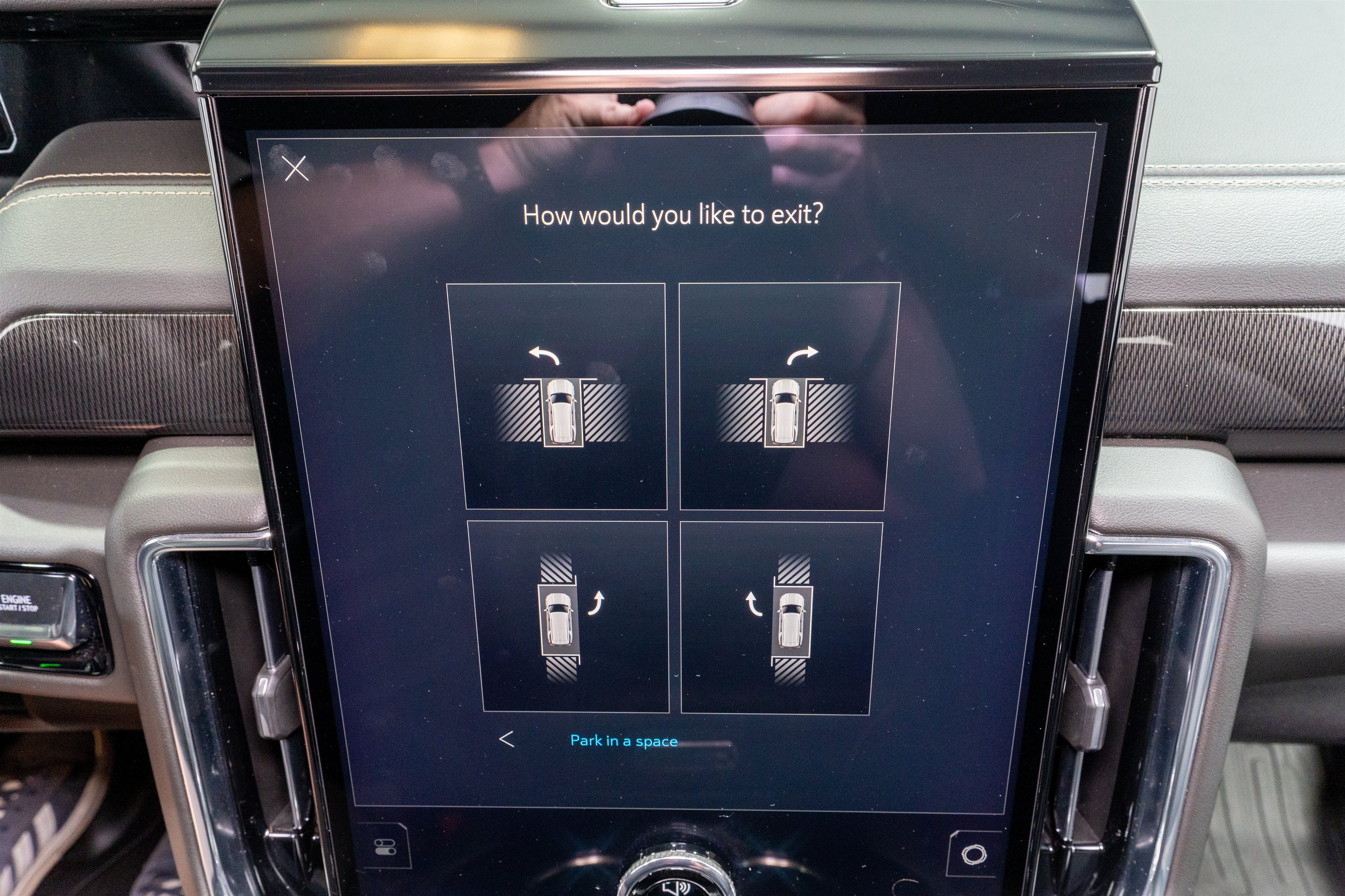 2025 GMC Yukon Elevation