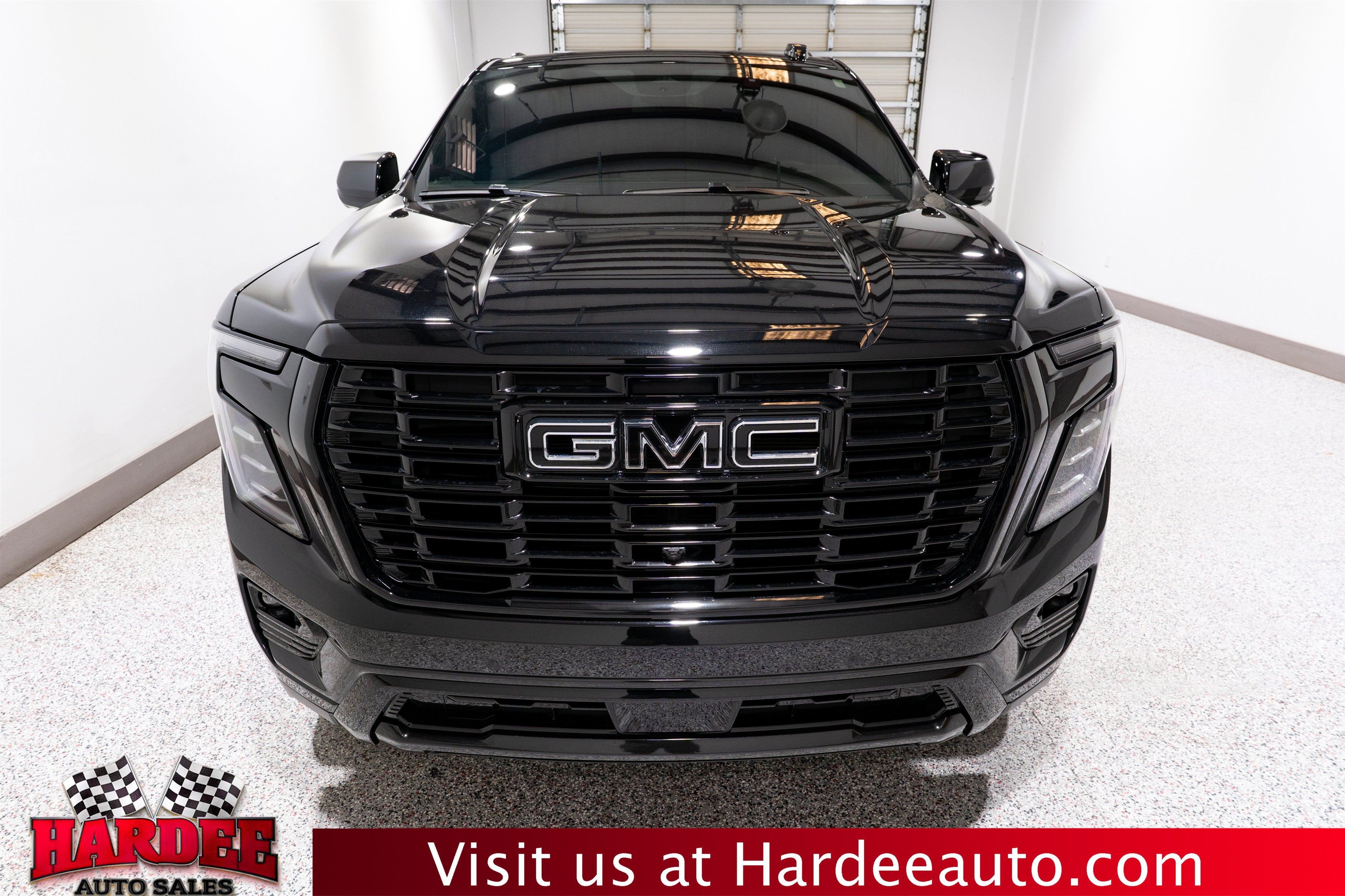 2025 GMC Yukon Elevation