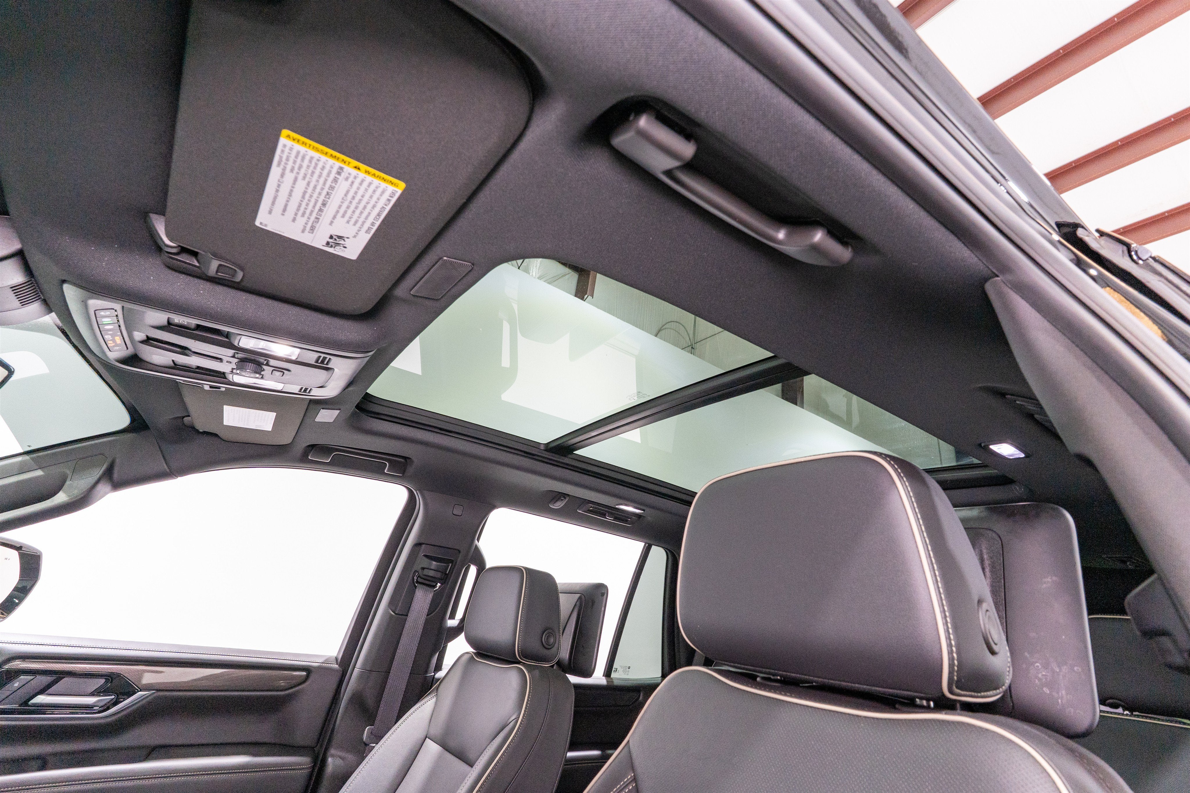 2025 GMC Yukon Elevation