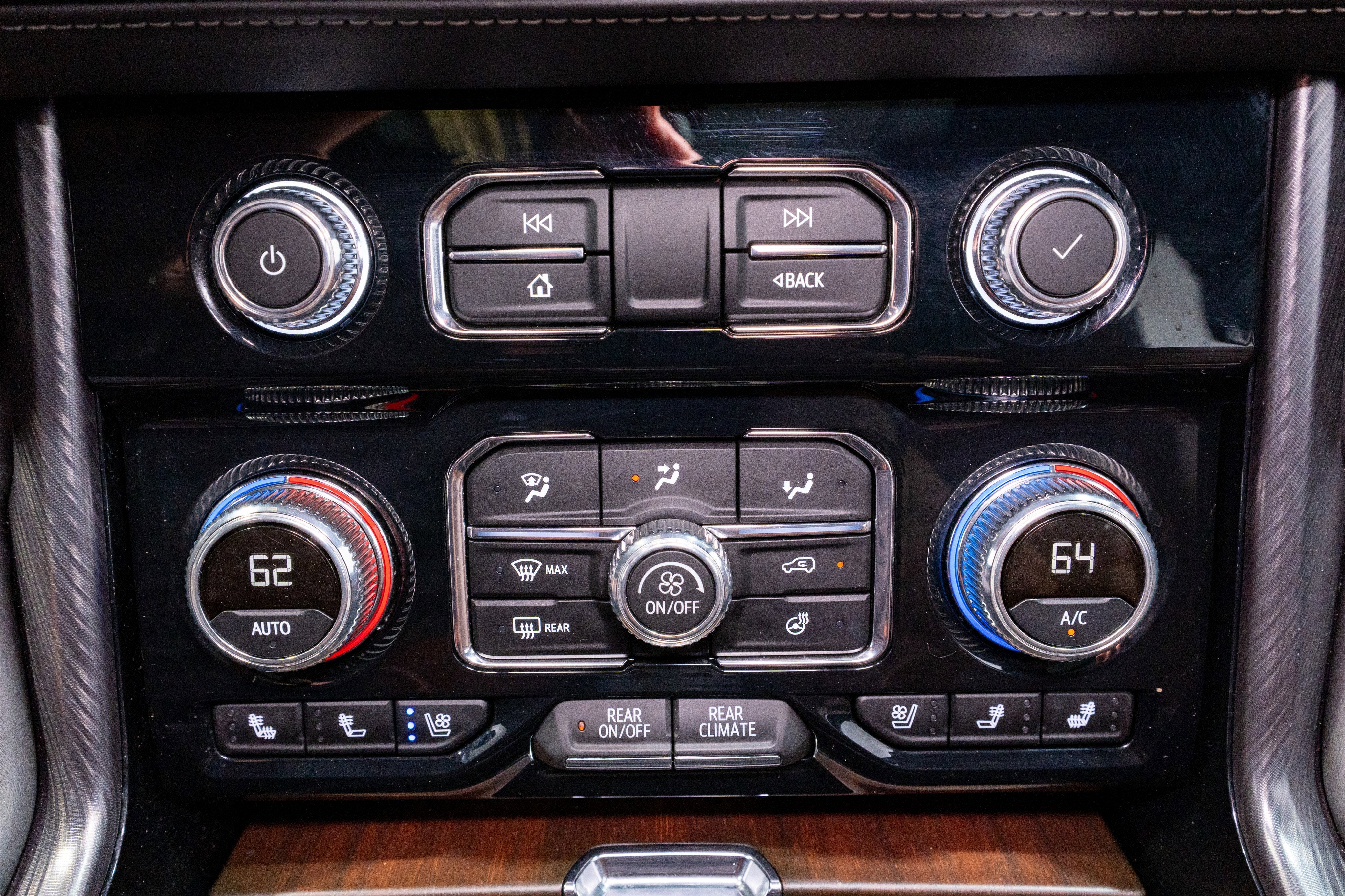 2024 GMC Yukon Denali Ultimate