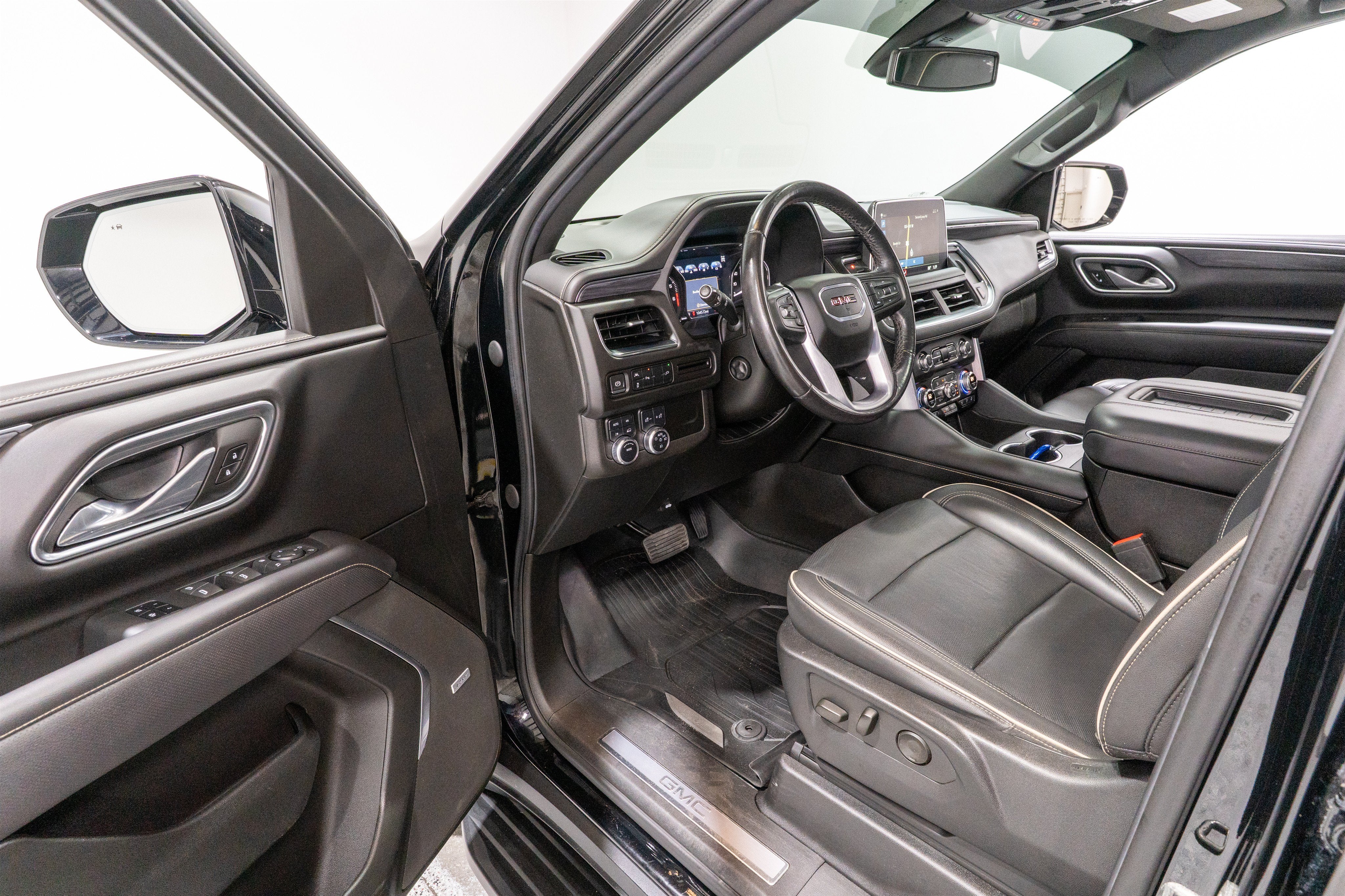 2021 GMC Yukon XL SLT