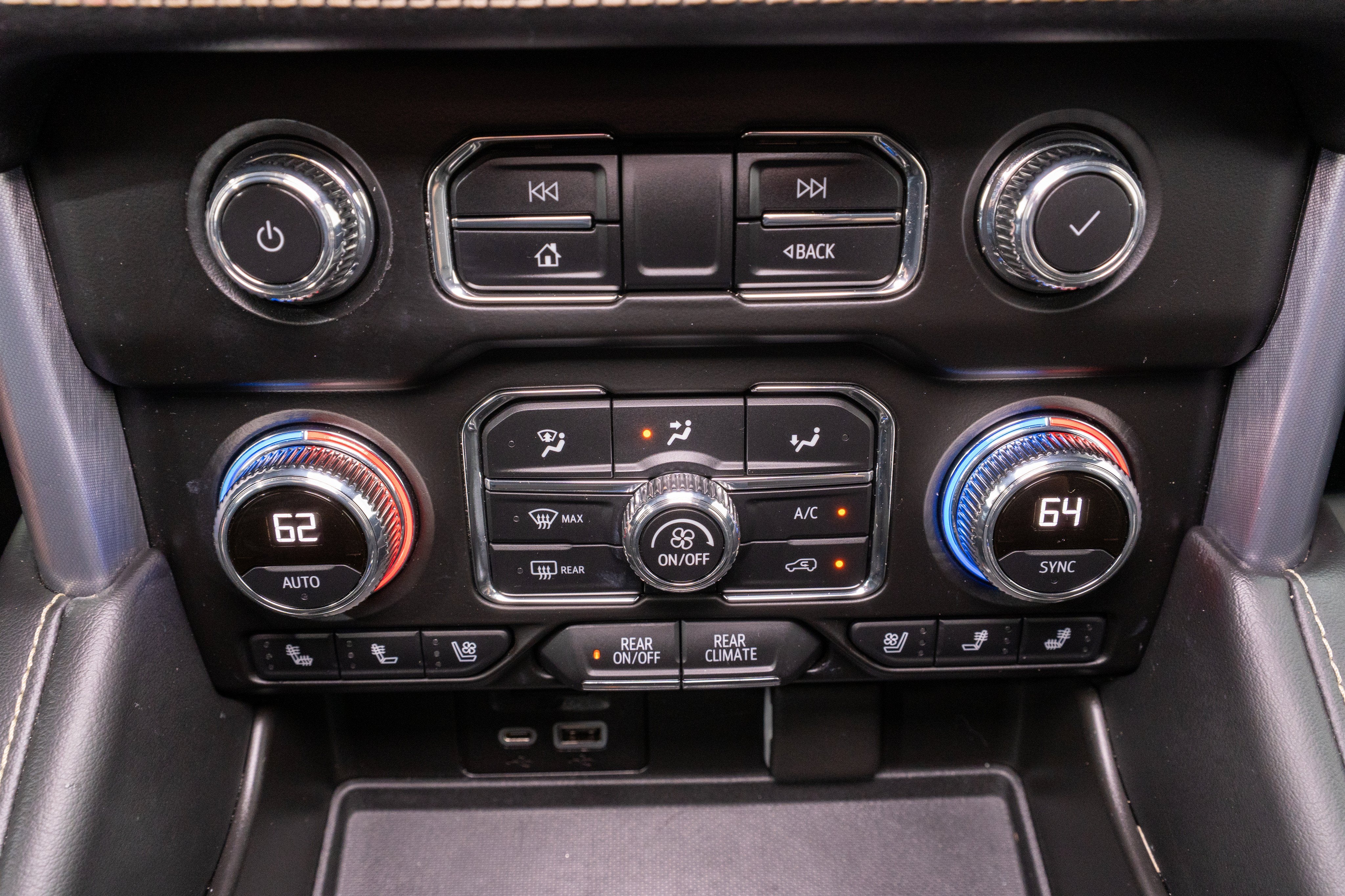 2021 GMC Yukon XL SLT