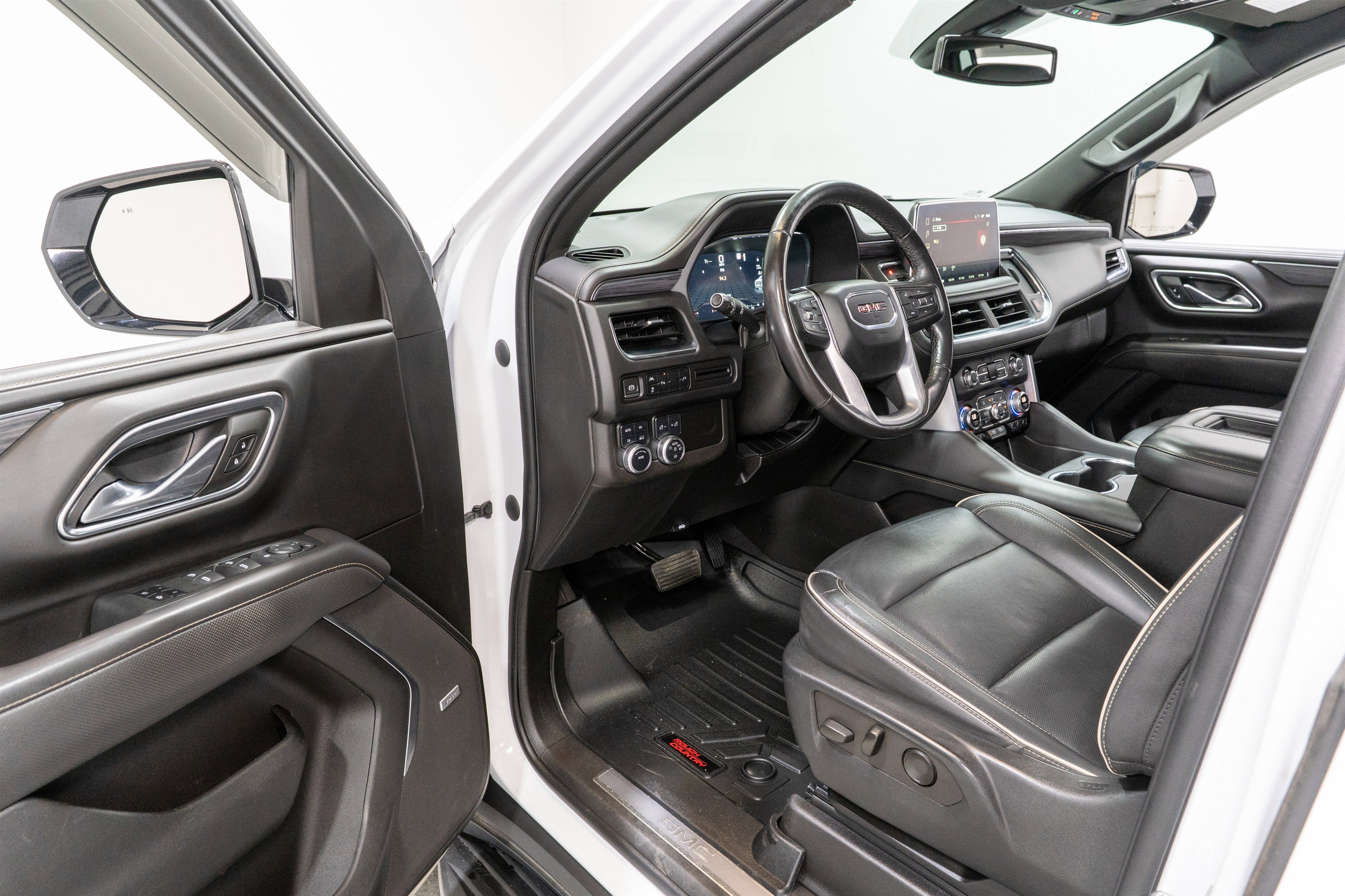 2022 GMC Yukon XL SLT