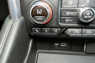2022 GMC Yukon XL SLT