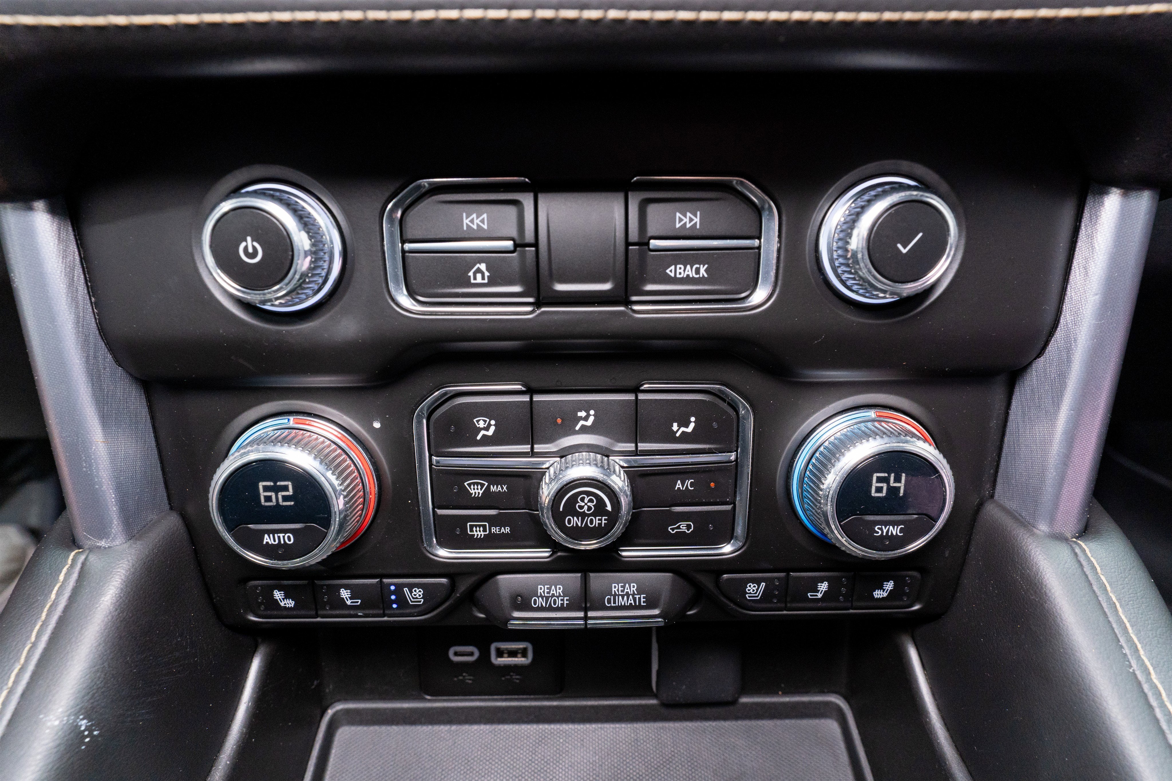 2023 GMC Yukon XL SLT