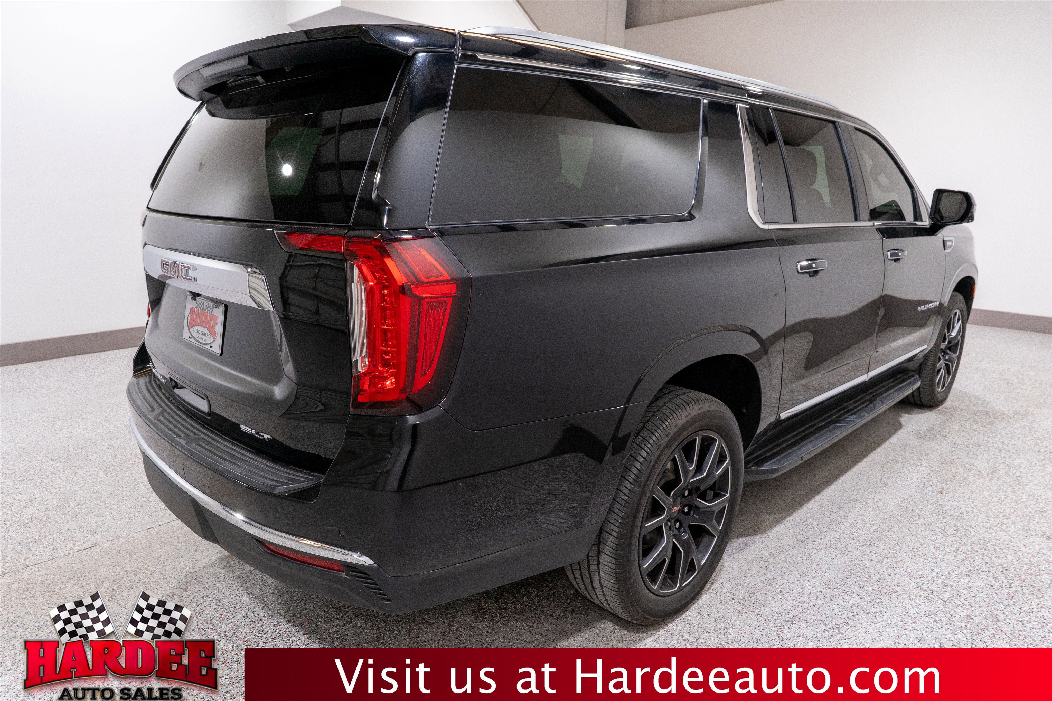 2023 GMC Yukon XL SLT