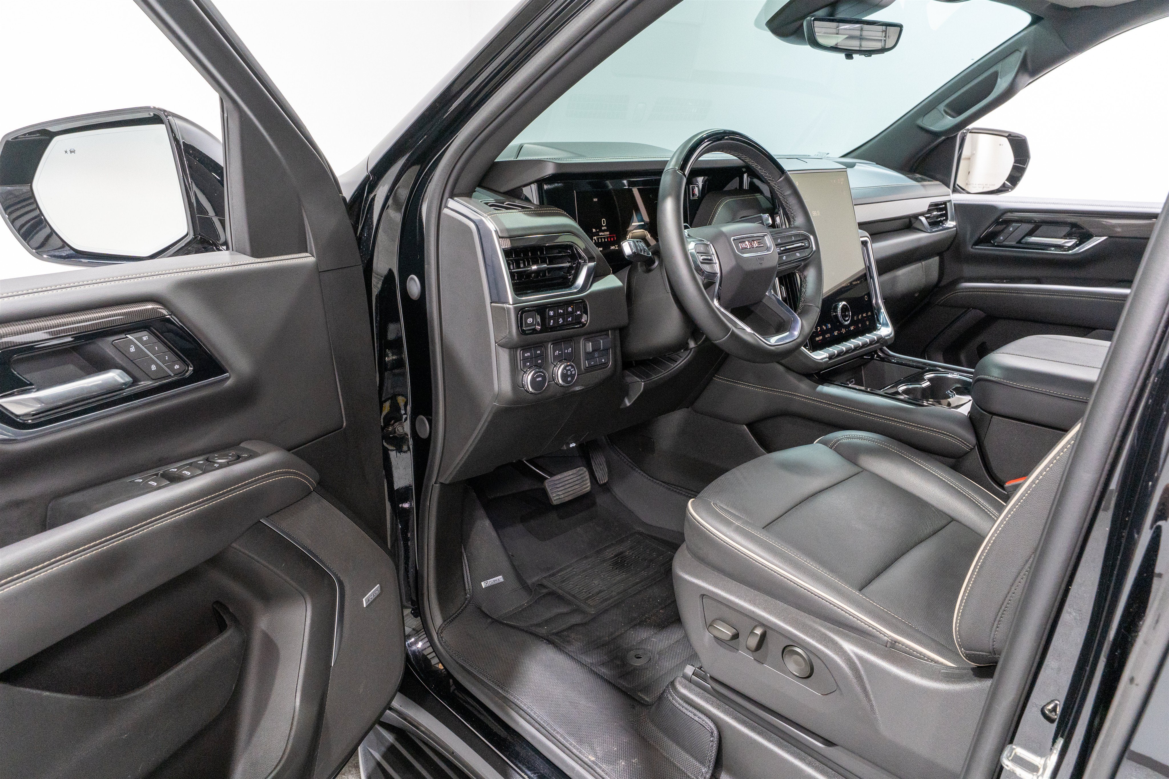 2025 GMC Yukon XL Elevation