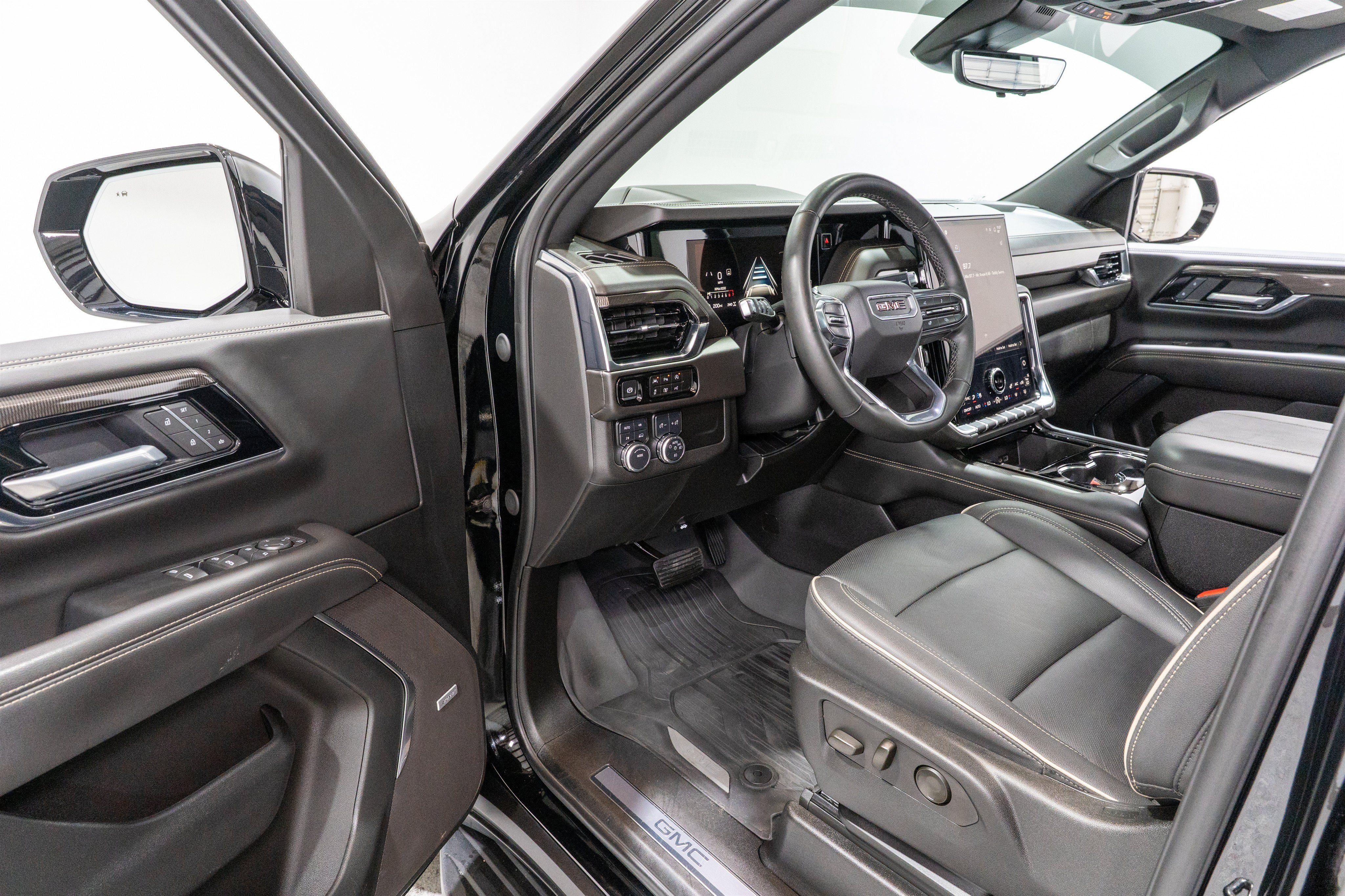 2025 GMC Yukon XL Elevation