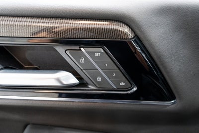 2025 GMC Yukon XL Elevation