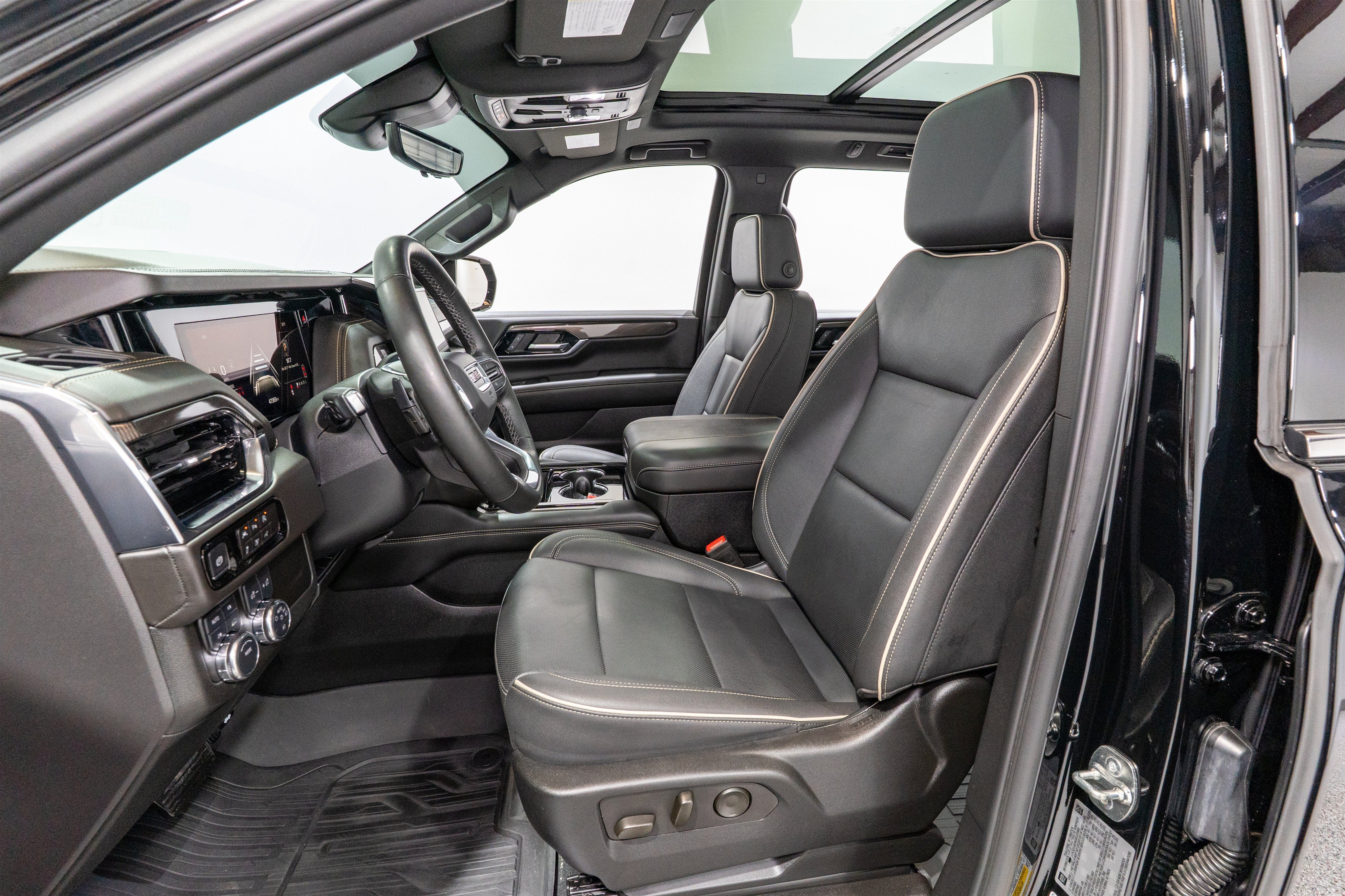 2025 GMC Yukon XL Elevation
