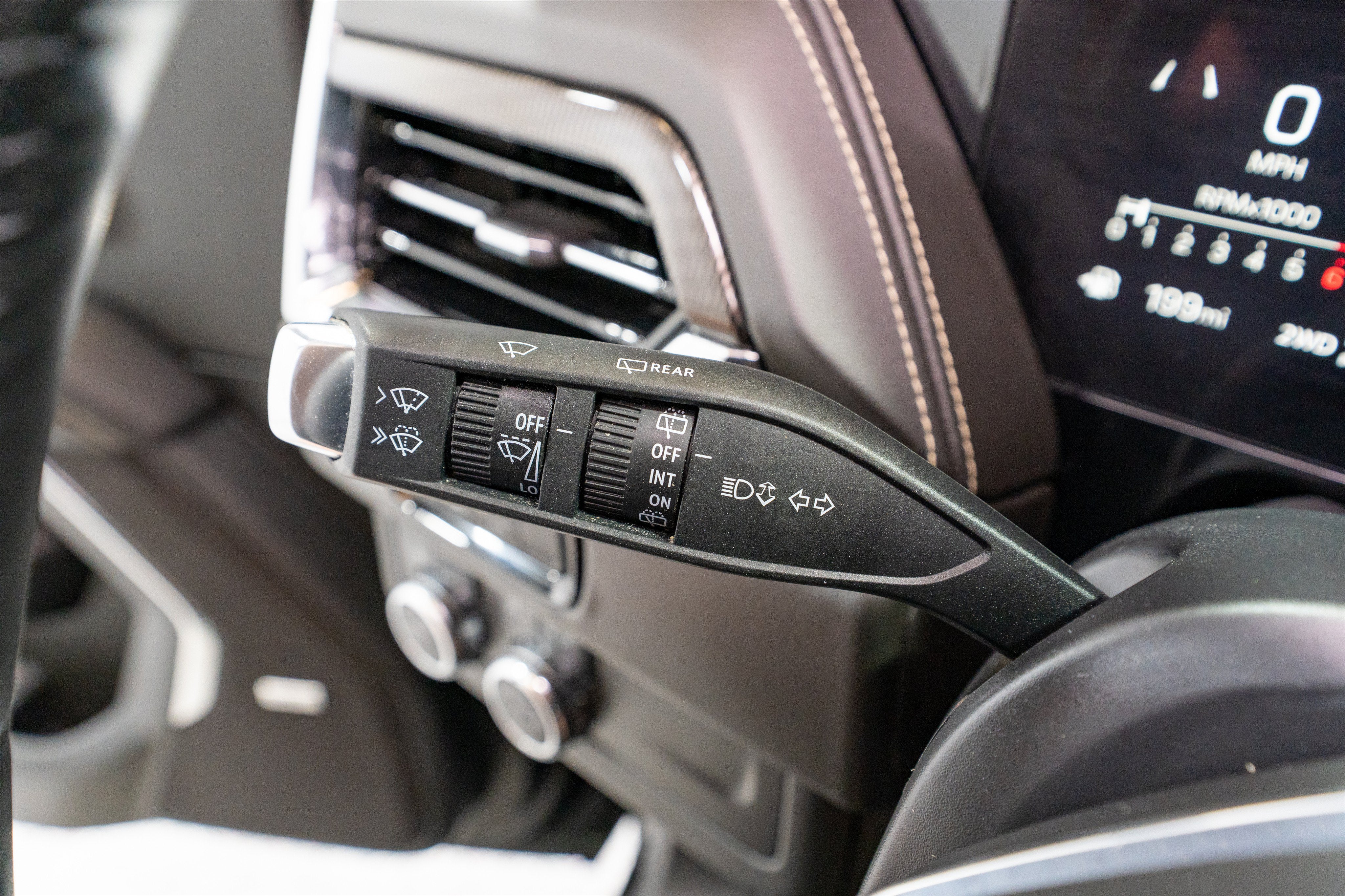 2025 GMC Yukon XL Elevation