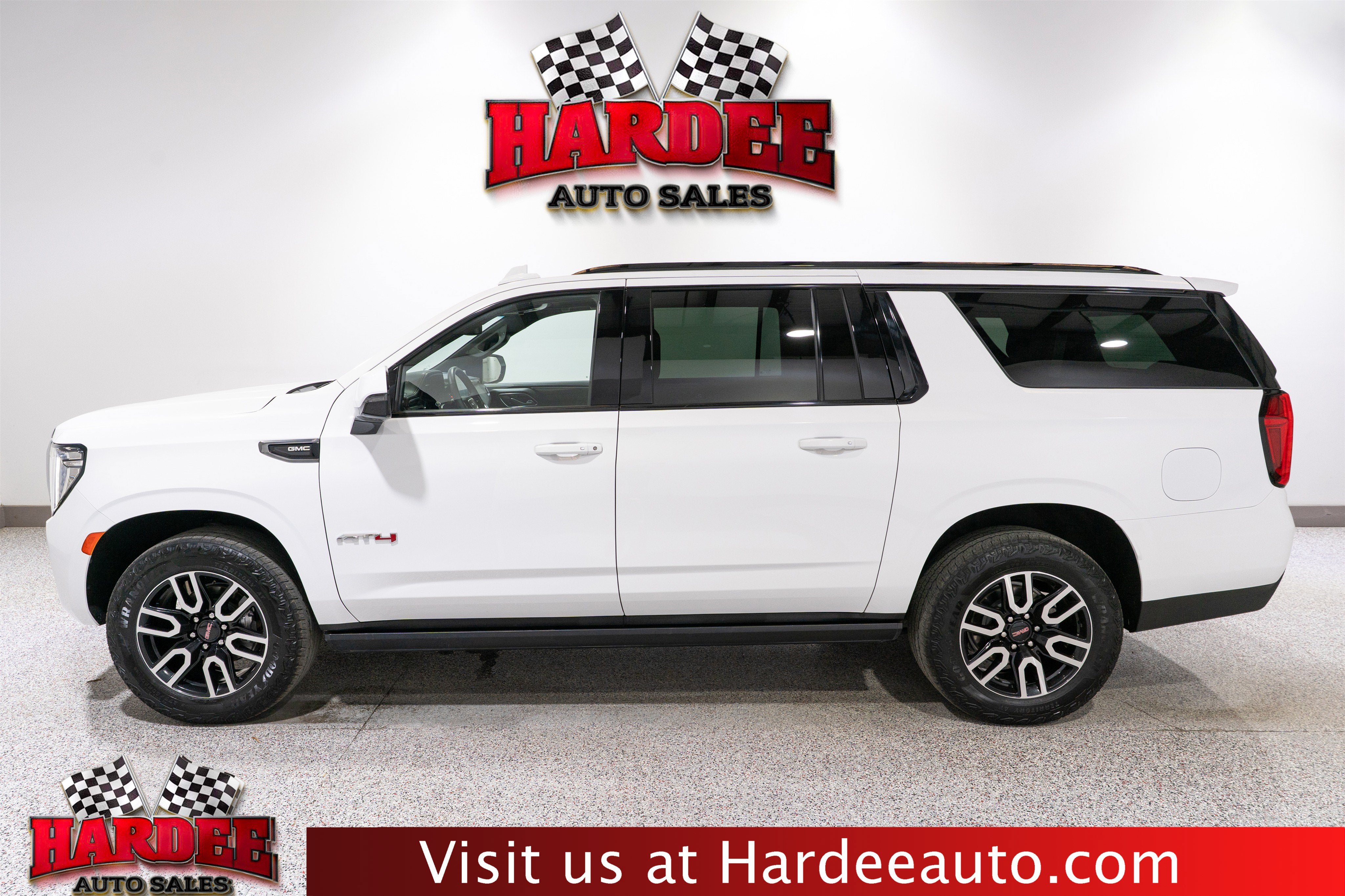 2023 GMC Yukon XL AT4