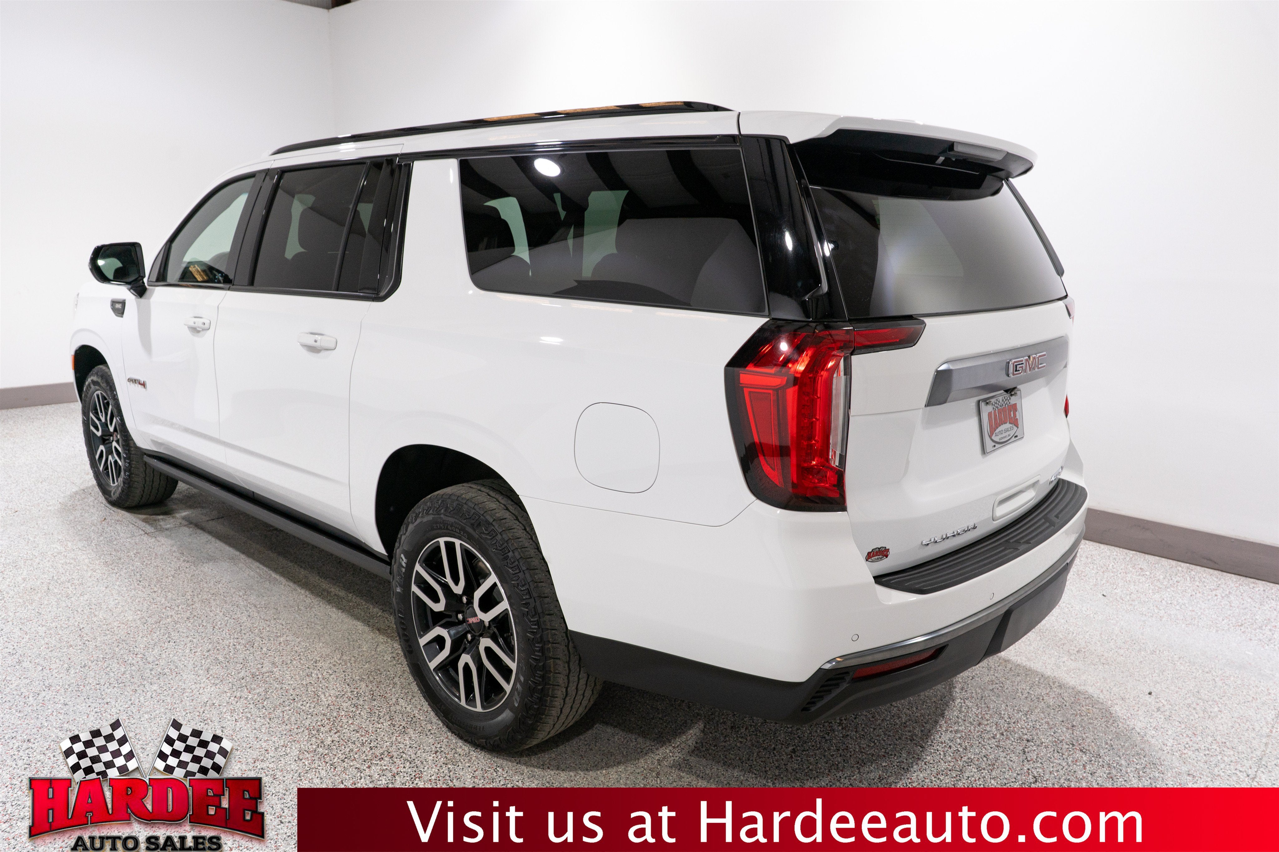 2023 GMC Yukon XL AT4