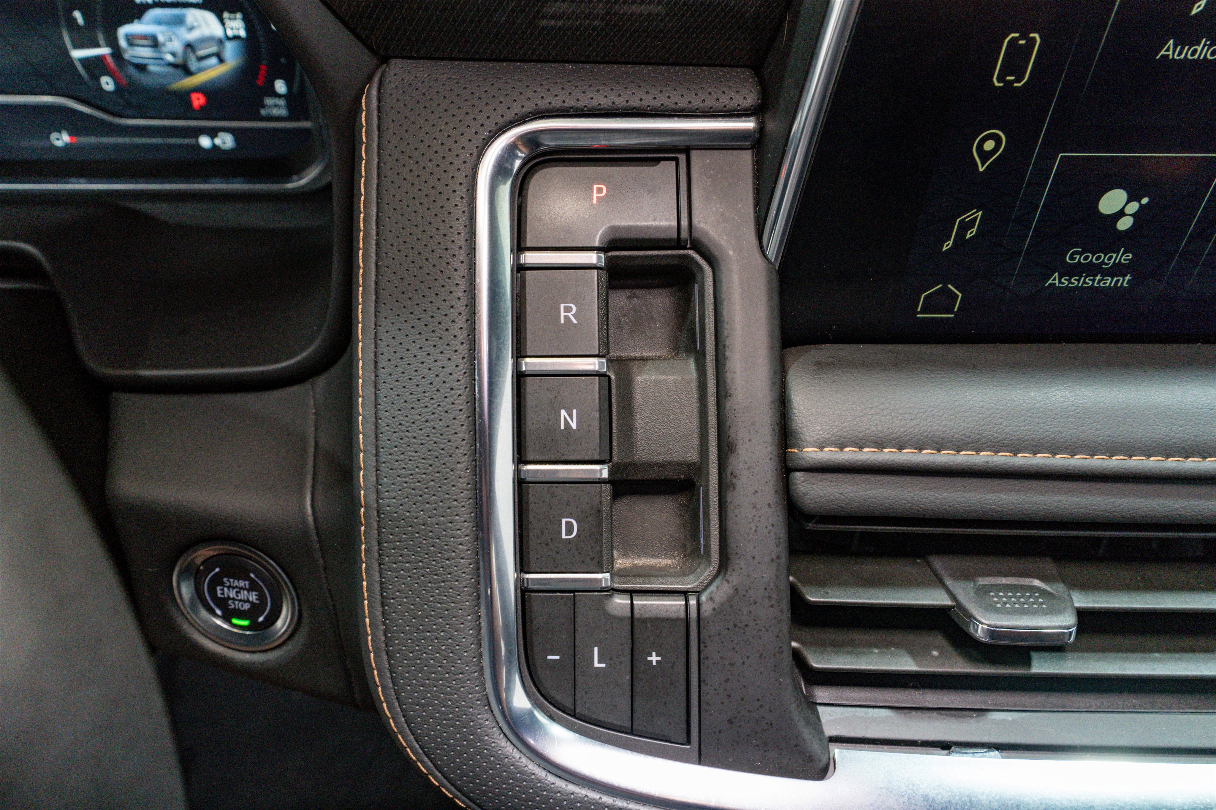 2024 GMC Yukon XL AT4