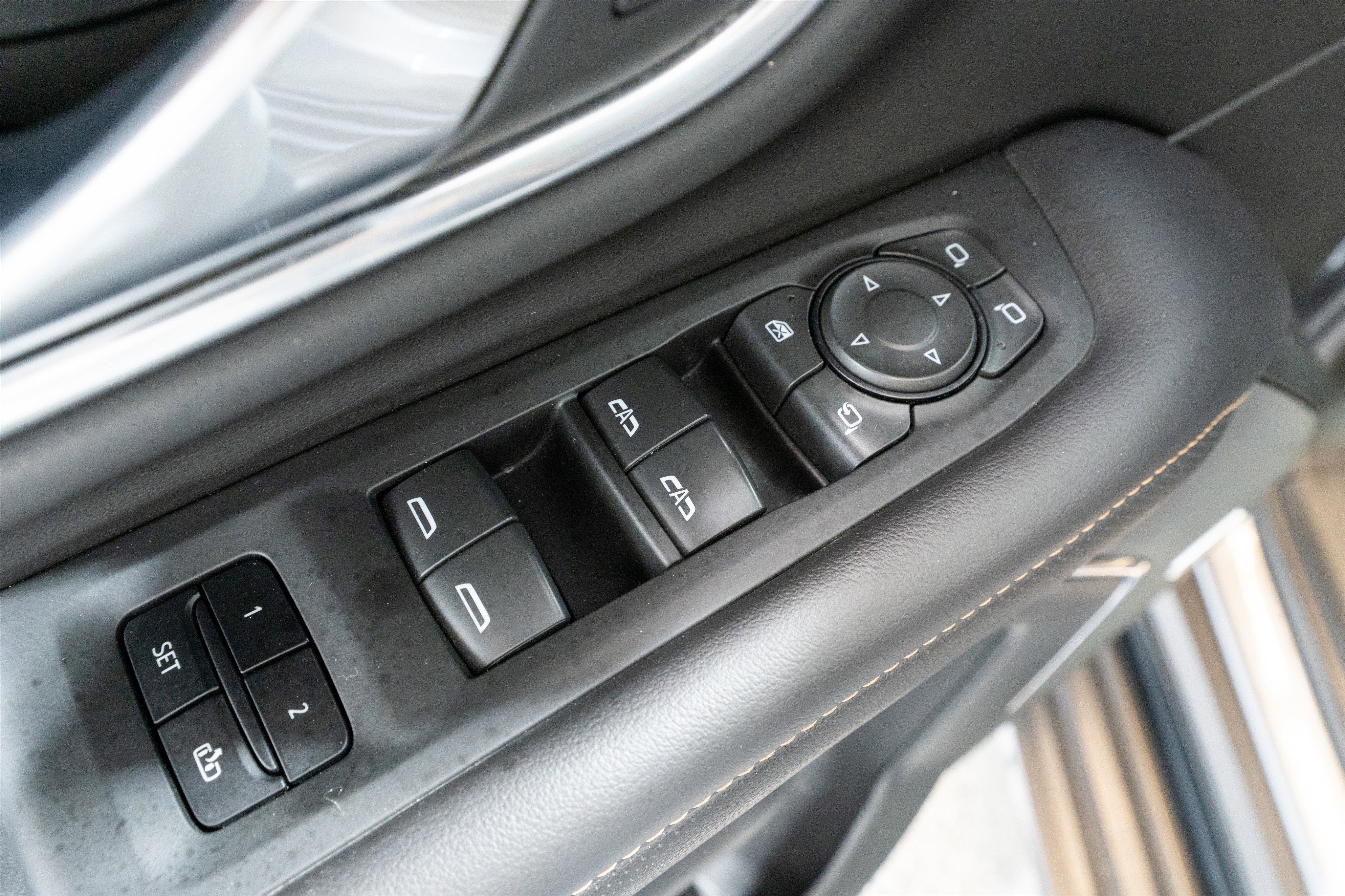 2022 GMC Yukon XL AT4