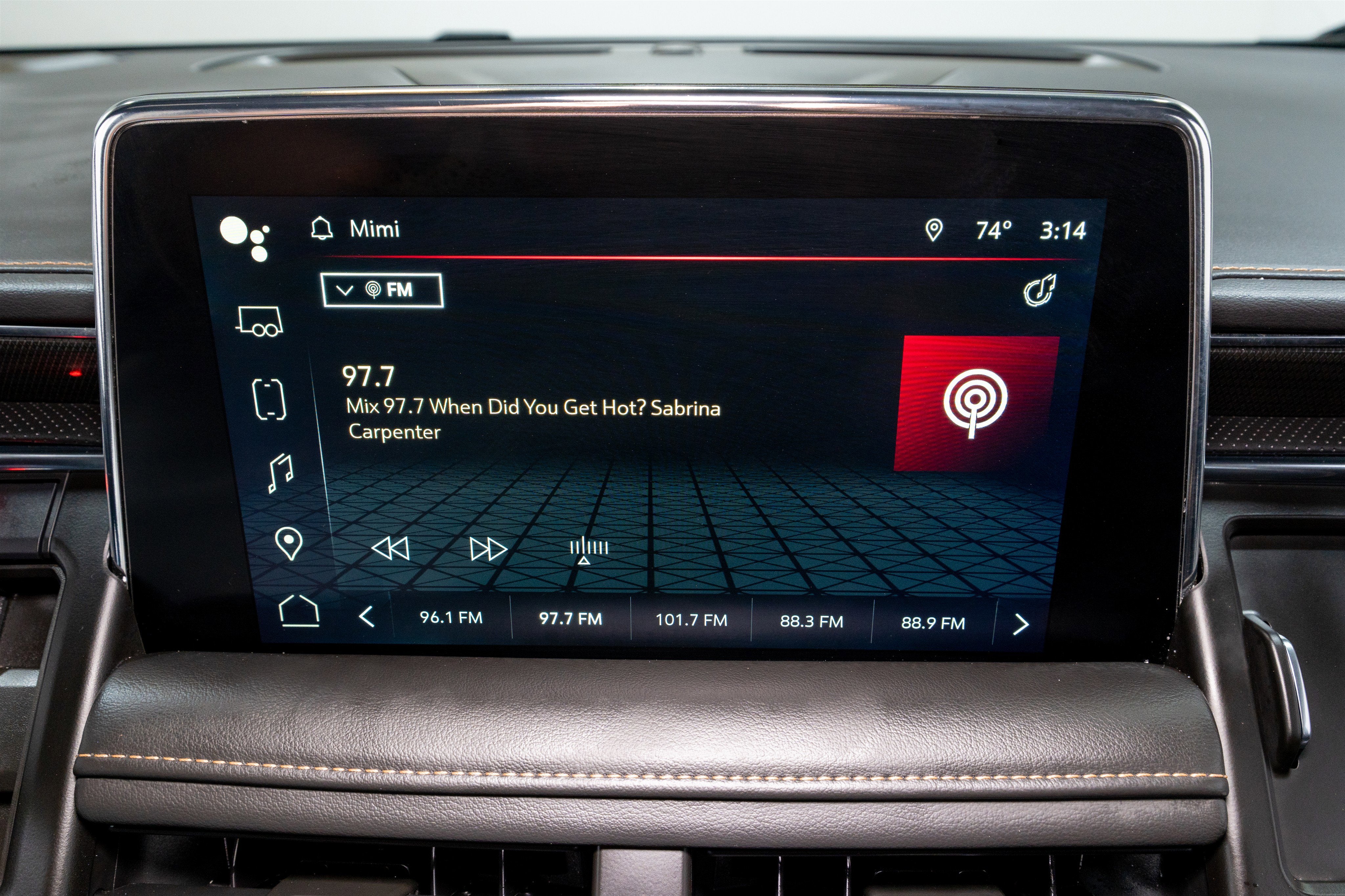 2022 GMC Yukon XL AT4