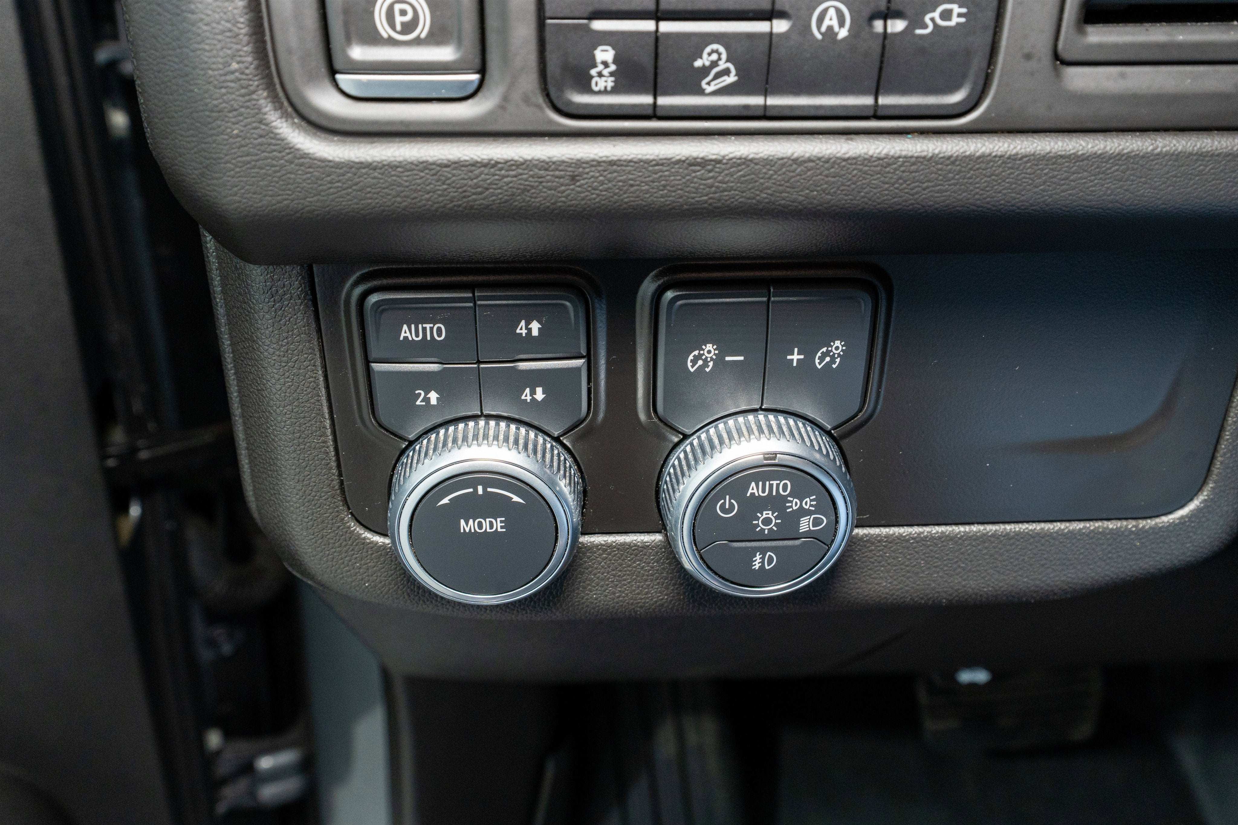 2022 GMC Yukon XL AT4