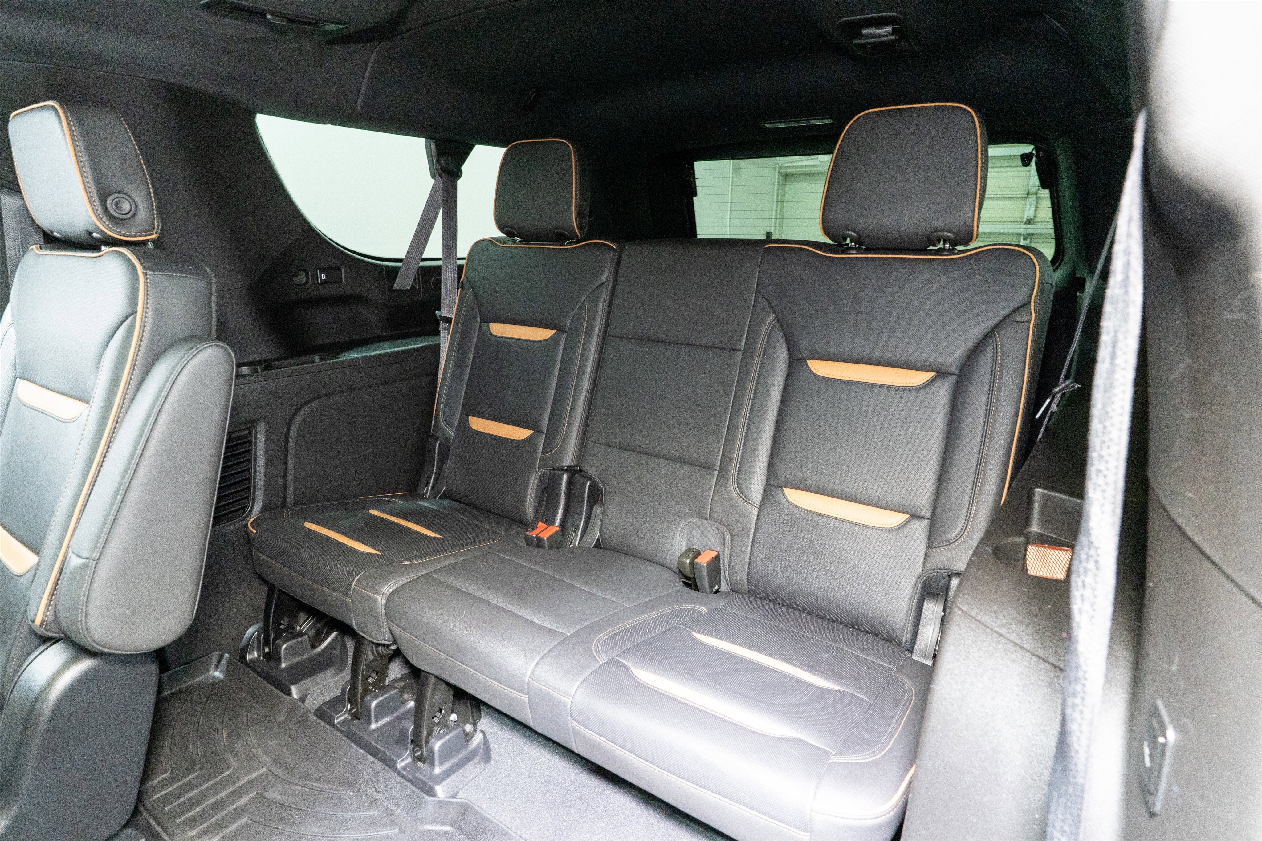 2022 GMC Yukon XL AT4