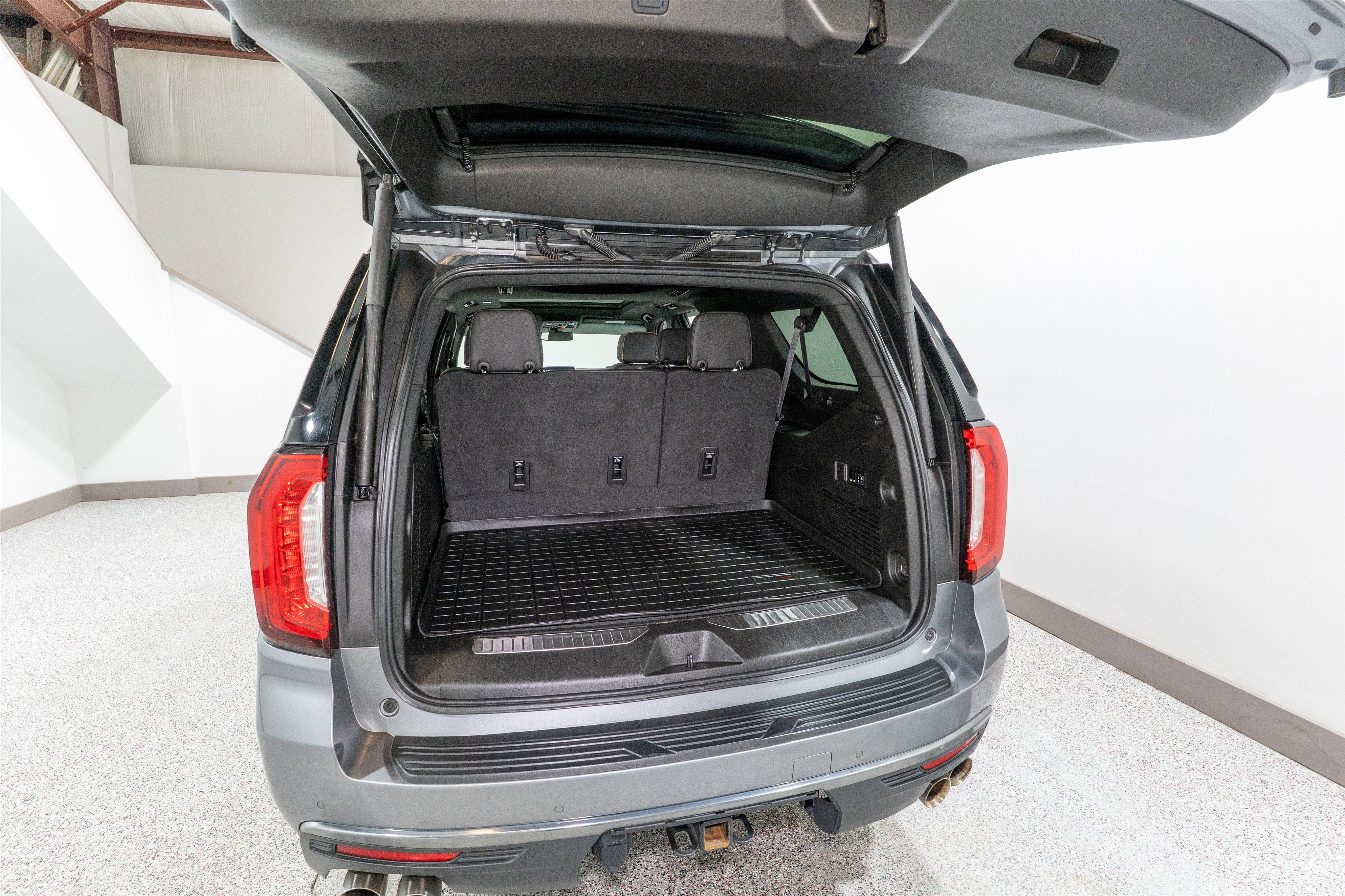 2022 GMC Yukon XL AT4