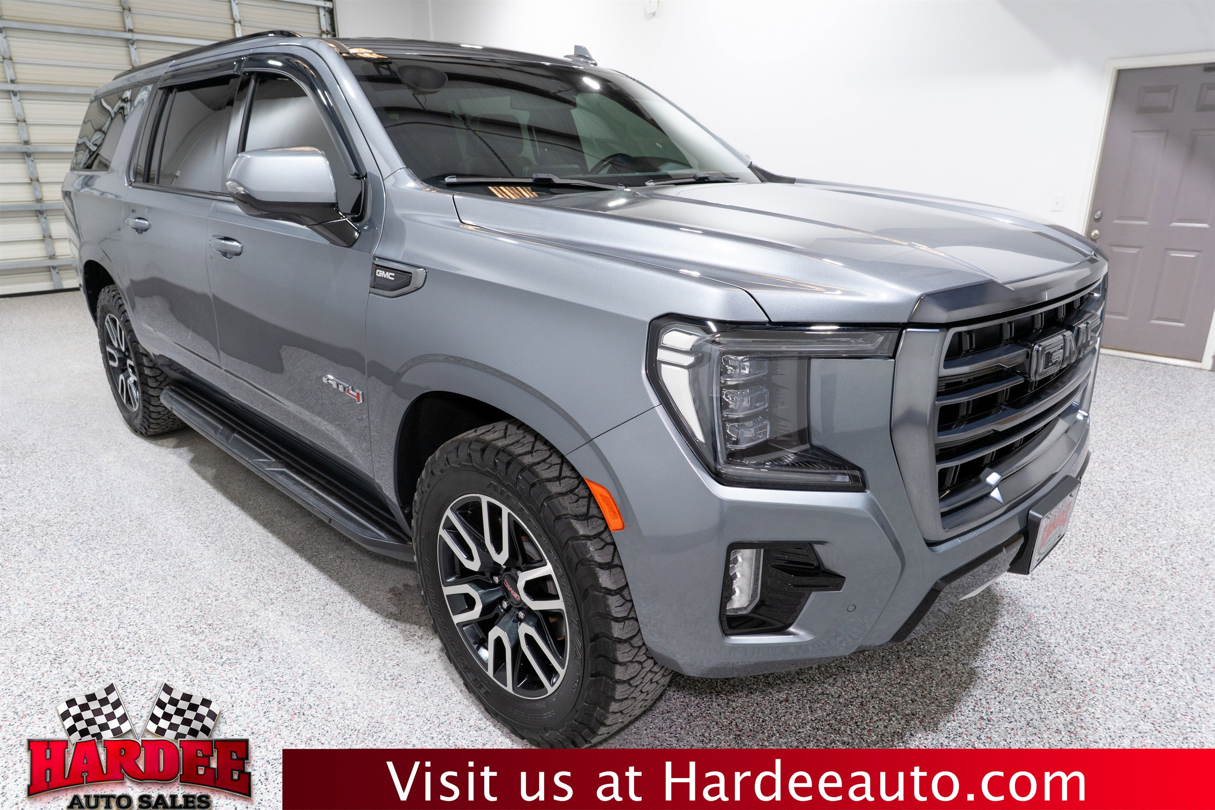 2022 GMC Yukon XL AT4