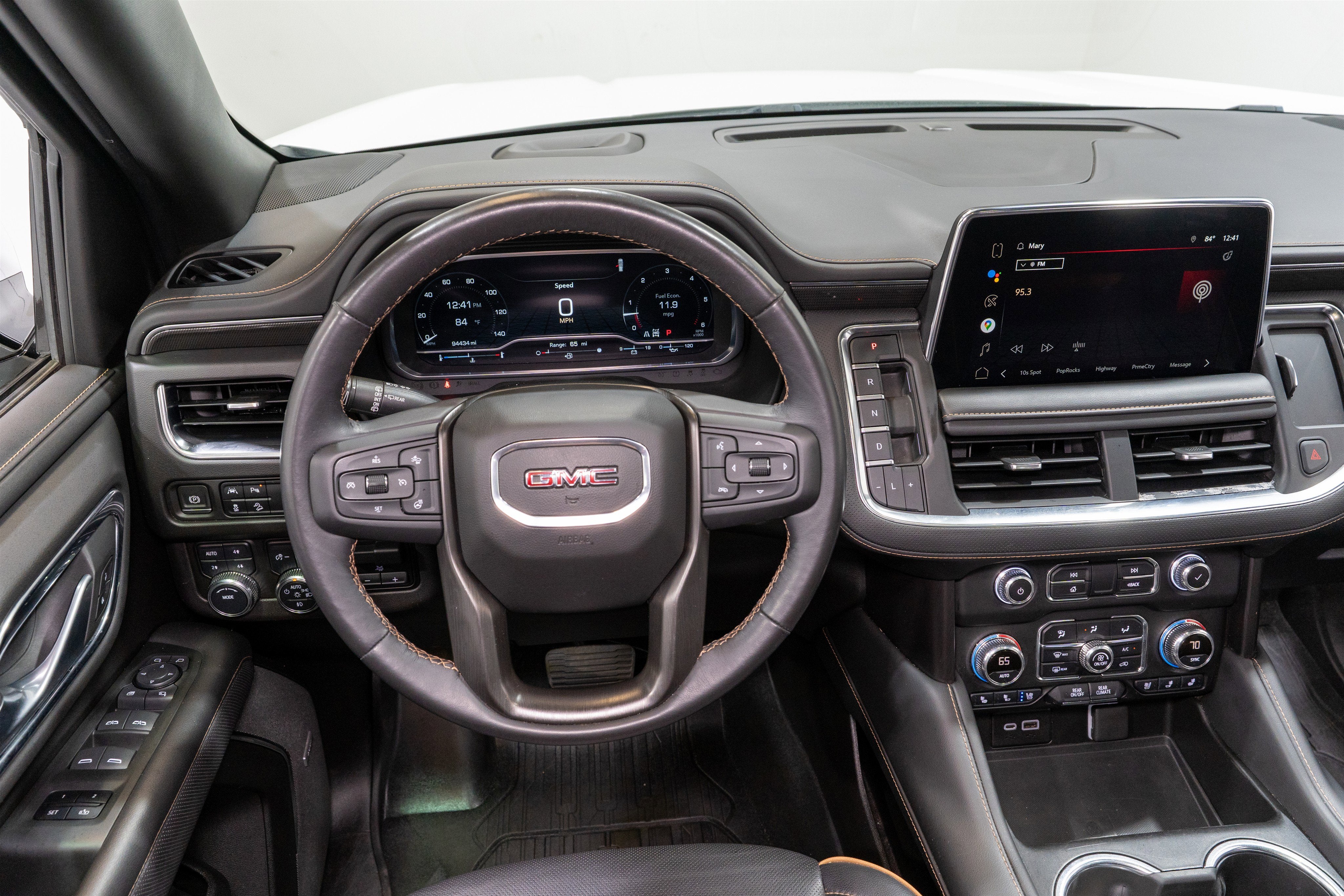 2022 GMC Yukon XL AT4