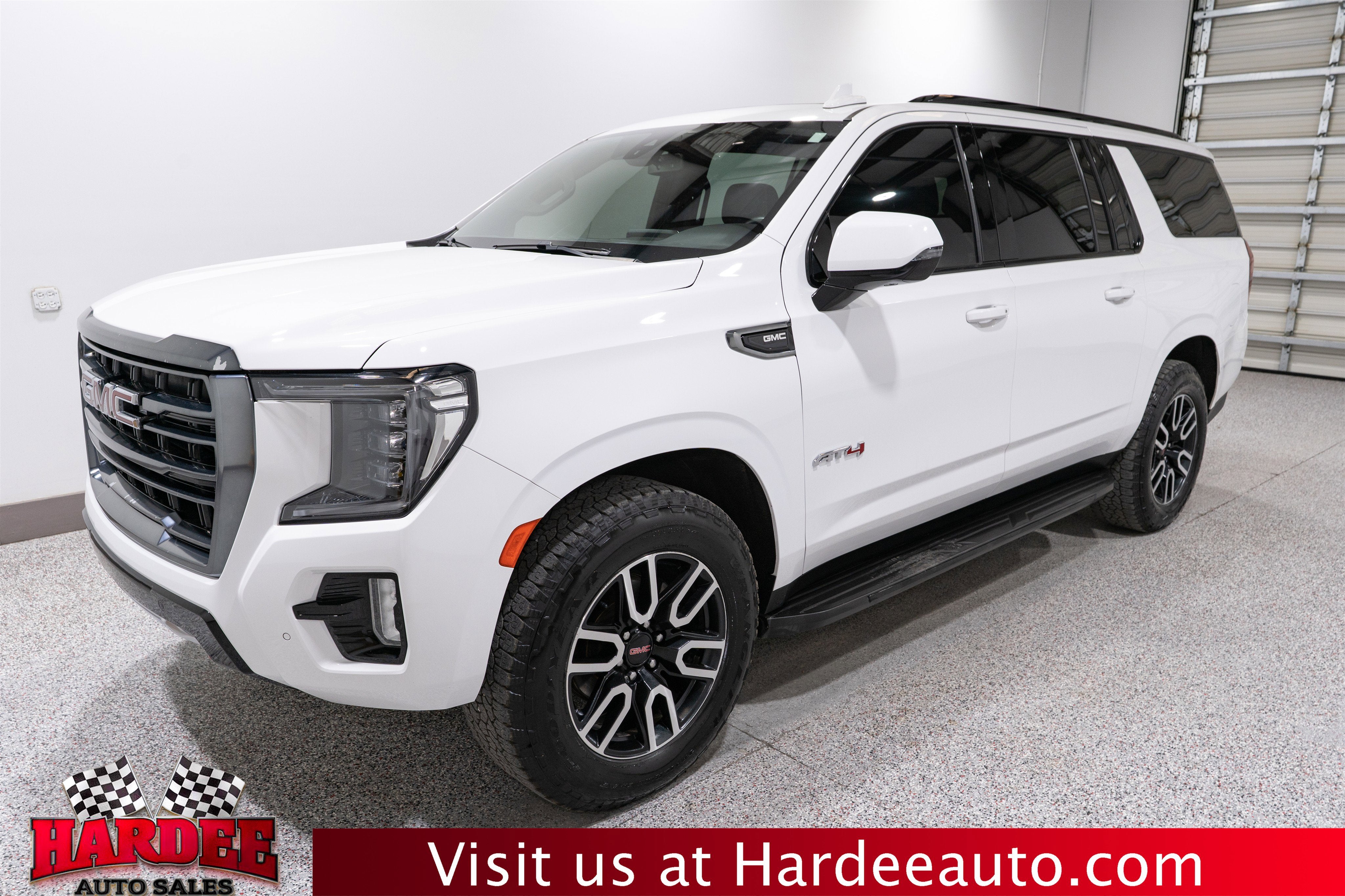 2022 GMC Yukon XL AT4