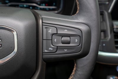 2022 GMC Yukon XL AT4