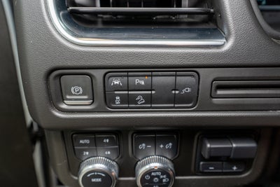 2022 GMC Yukon XL AT4