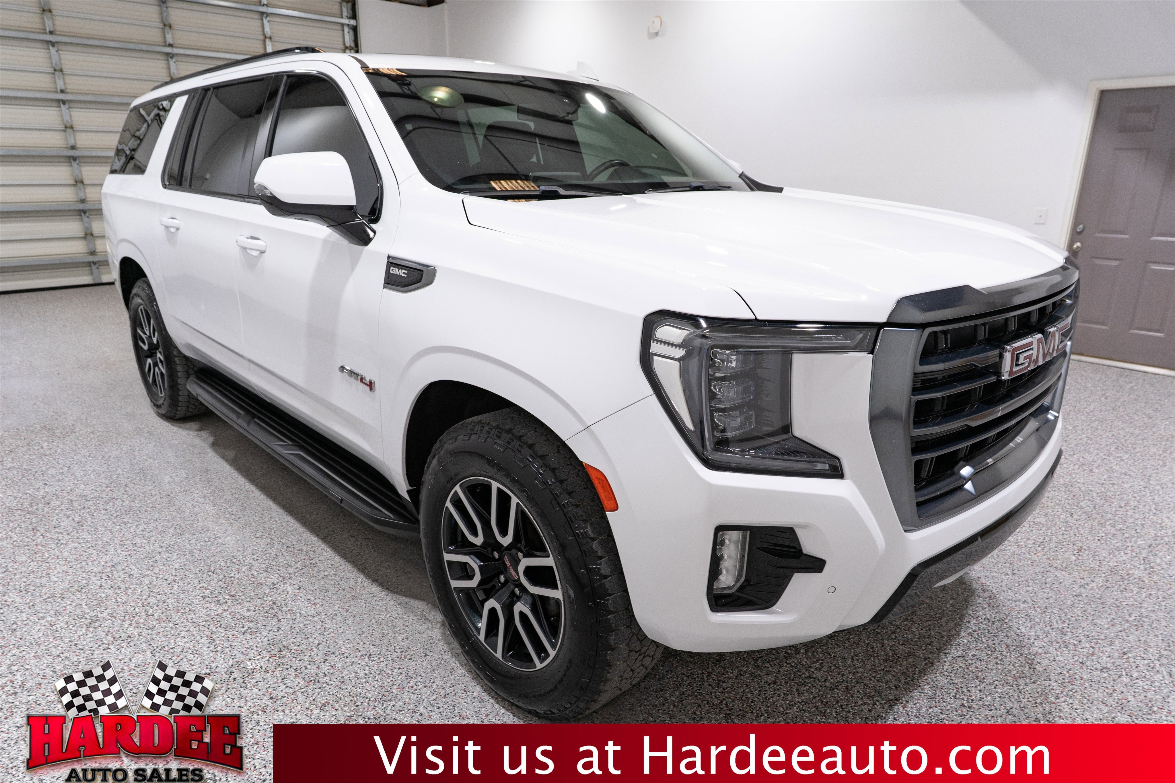2022 GMC Yukon XL AT4