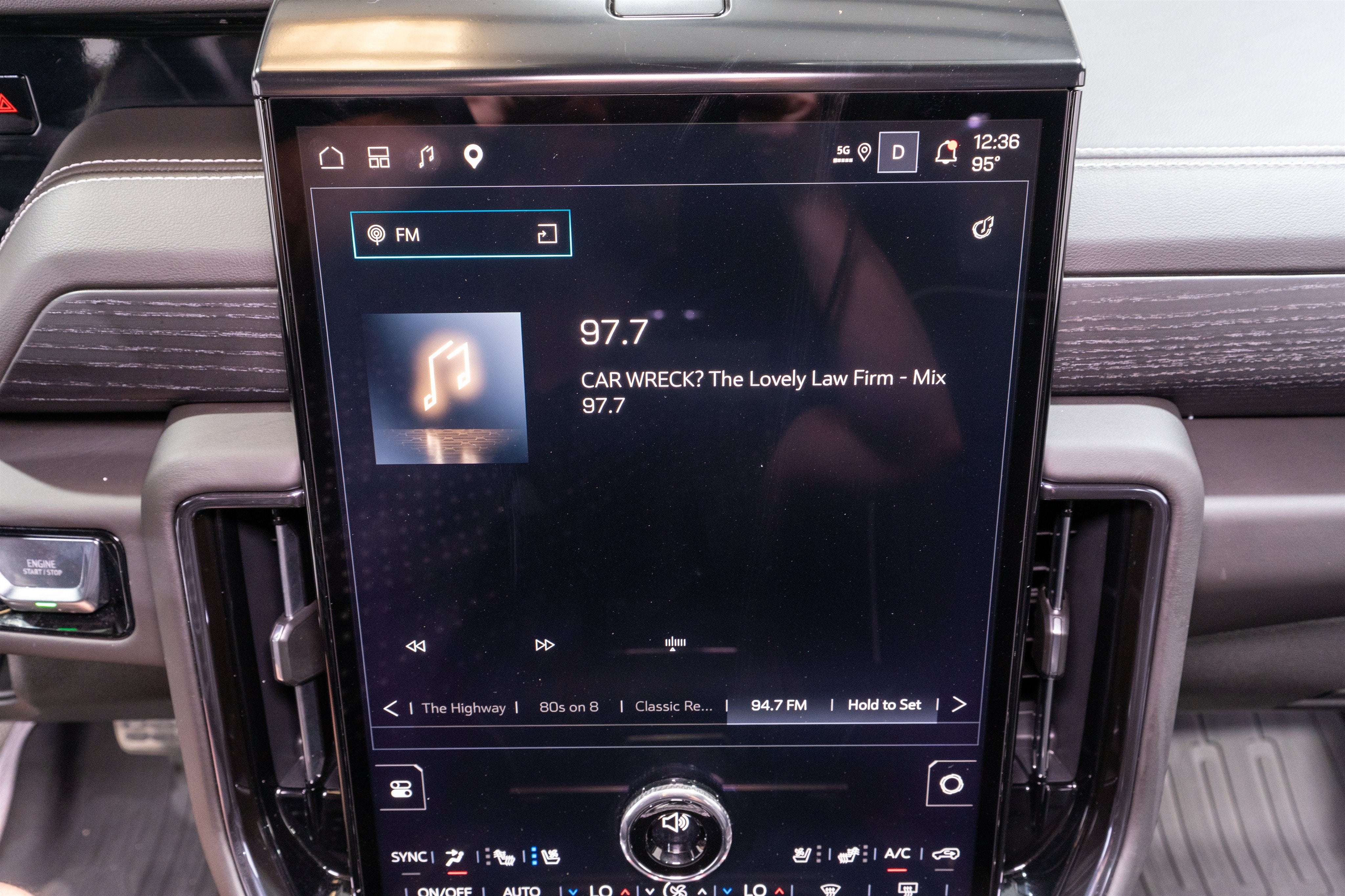 2025 GMC Yukon AT4 Ultimate
