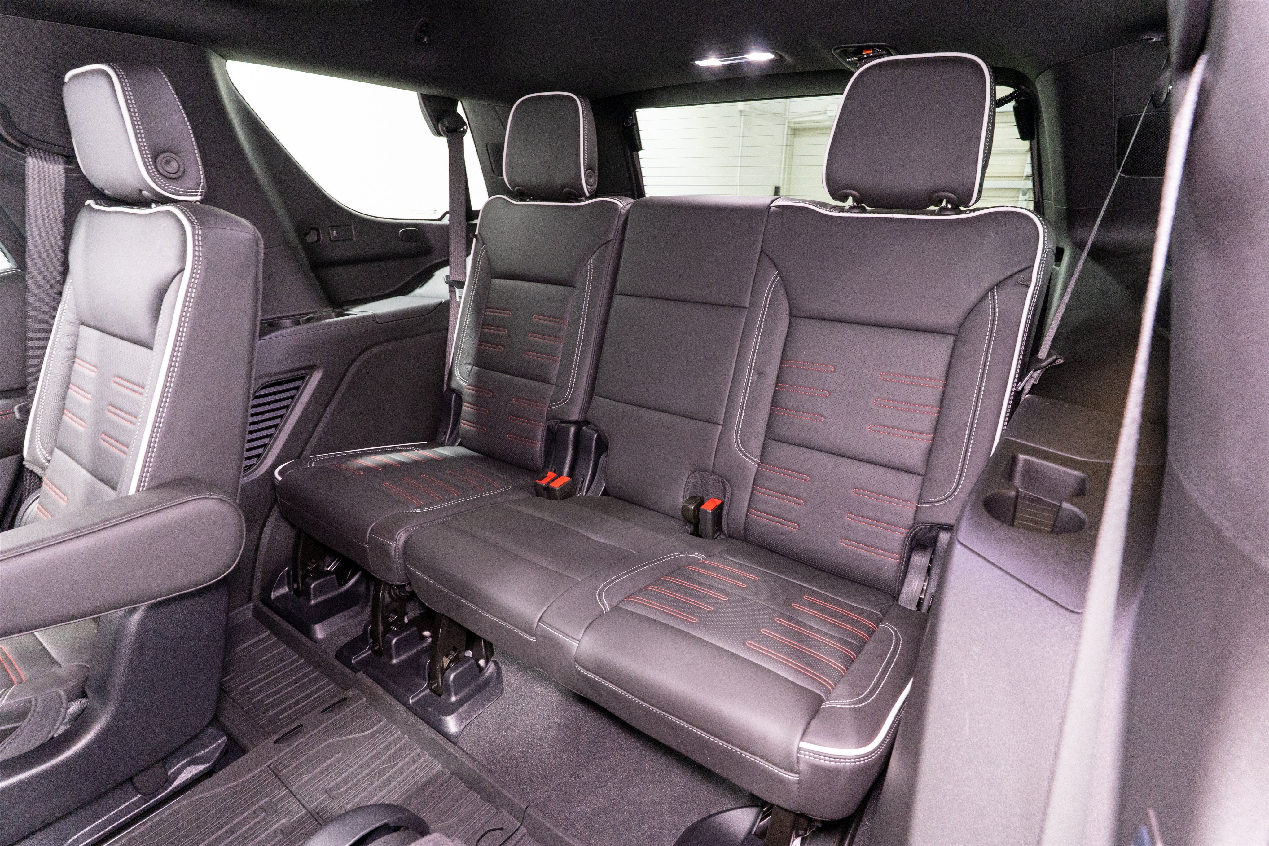 2025 GMC Yukon AT4 Ultimate