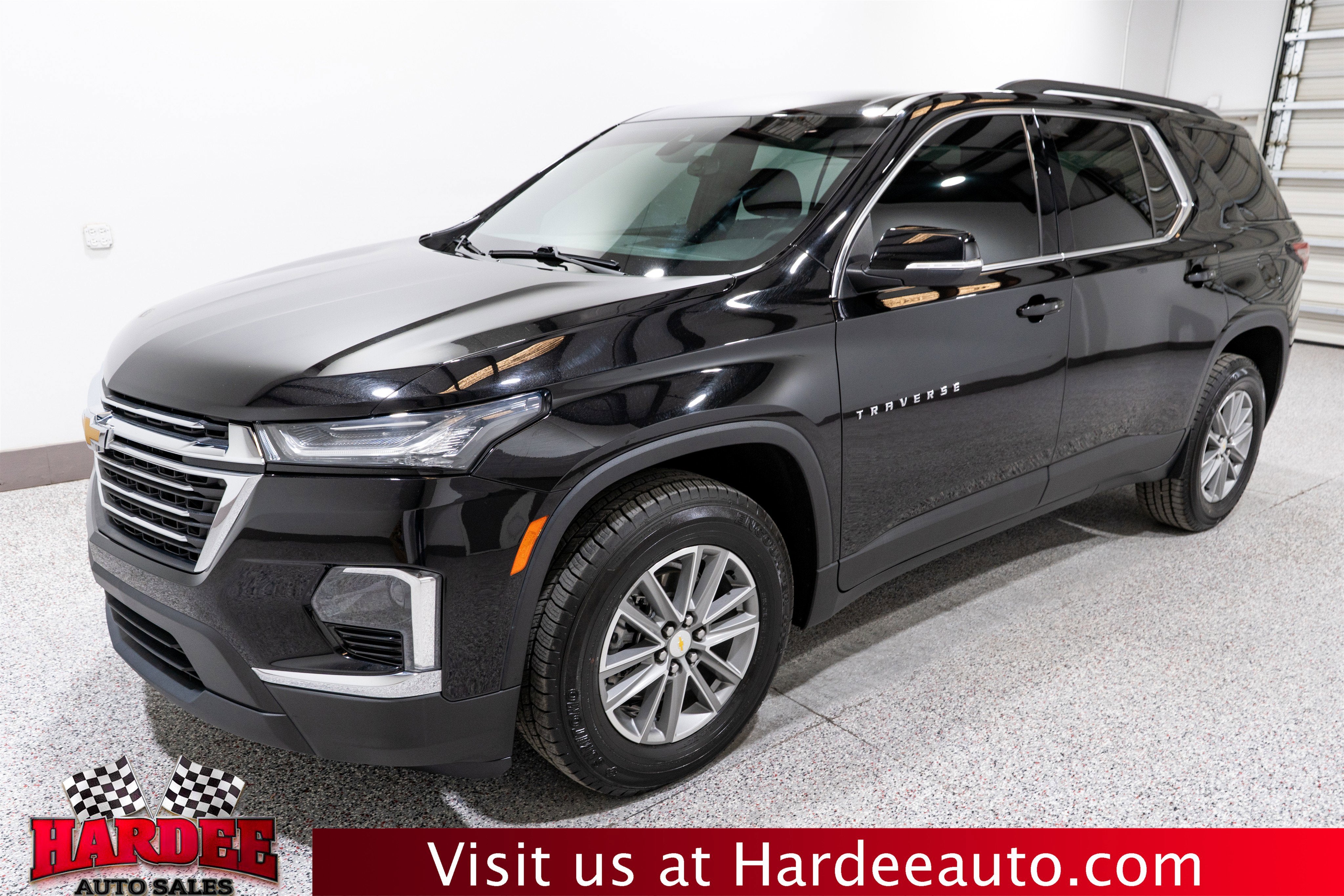 2023 Chevrolet Traverse LT Cloth